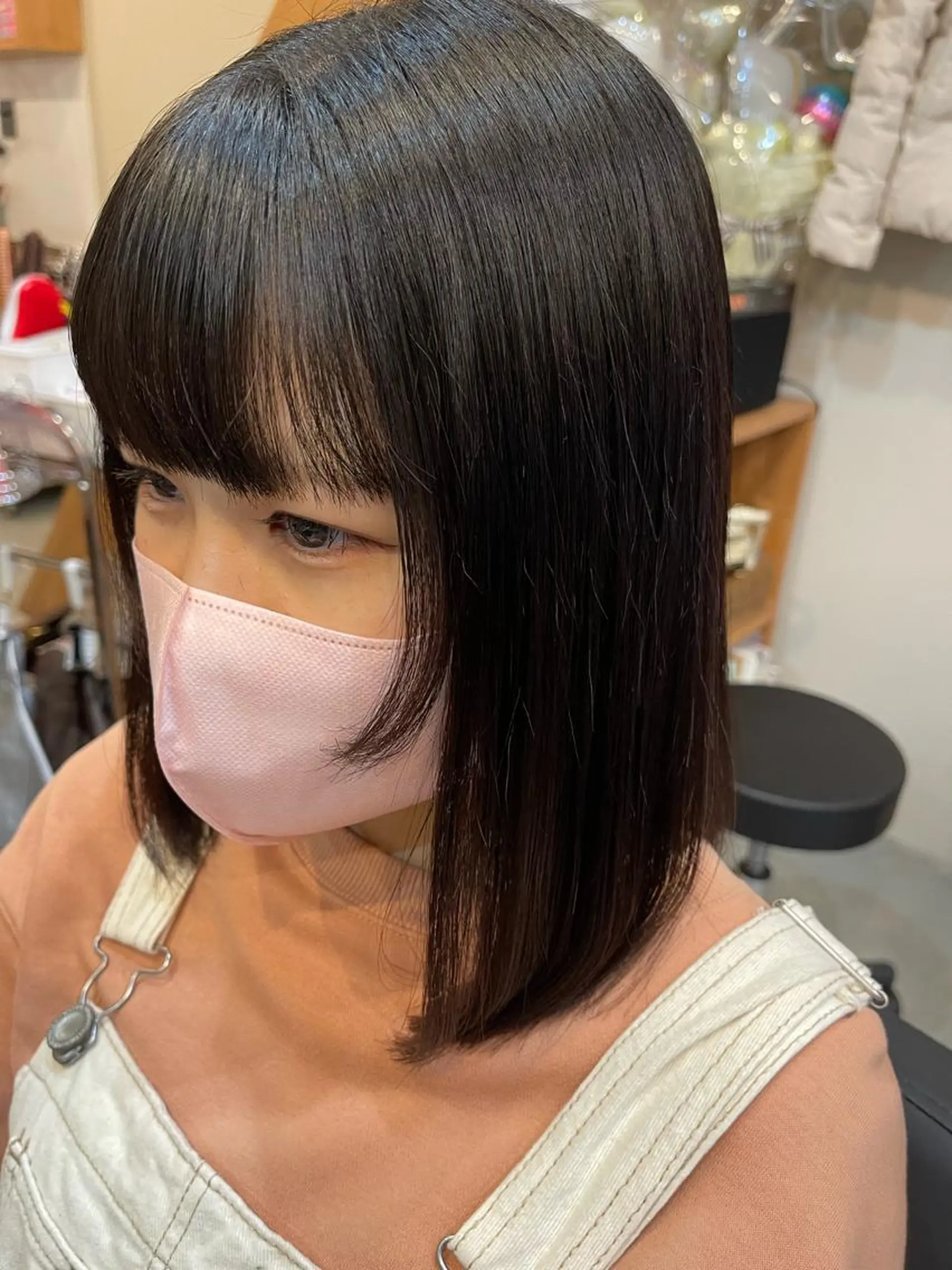 セミロング nowhere ノーウェアのヘアスタイル