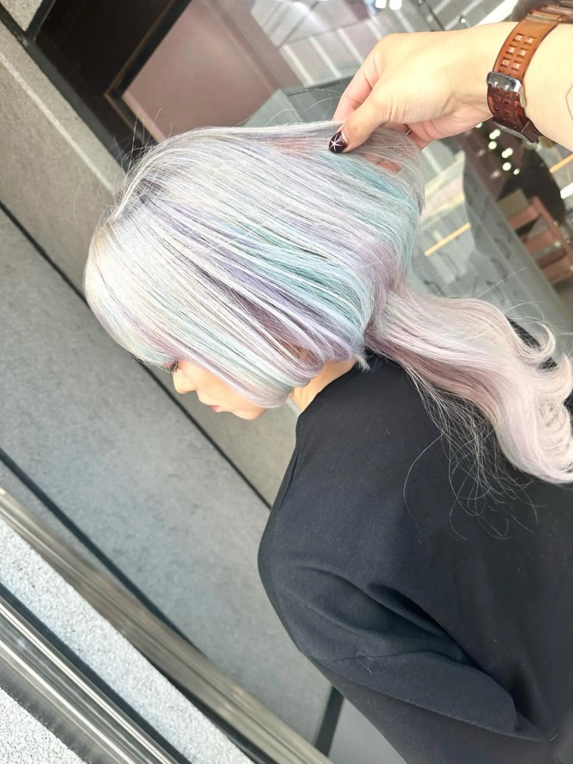 セミロング カラー ✨色落ちまで可愛い✨ MANATO🎨🌈のヘアスタイル