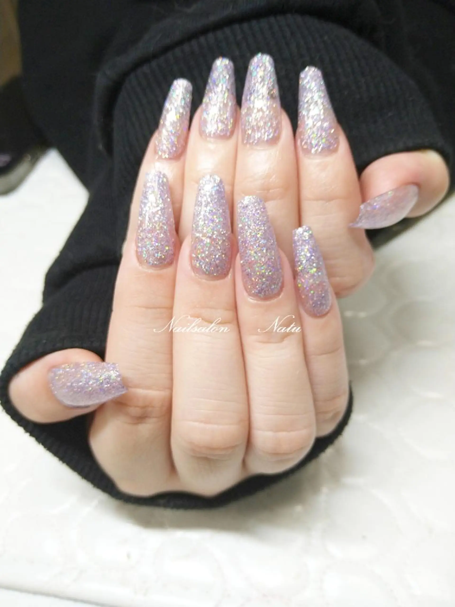 ネイル 長さ出し ラメ(グリッター) ワンカラーネイル nailsalon　 Natuのネイルデザイン