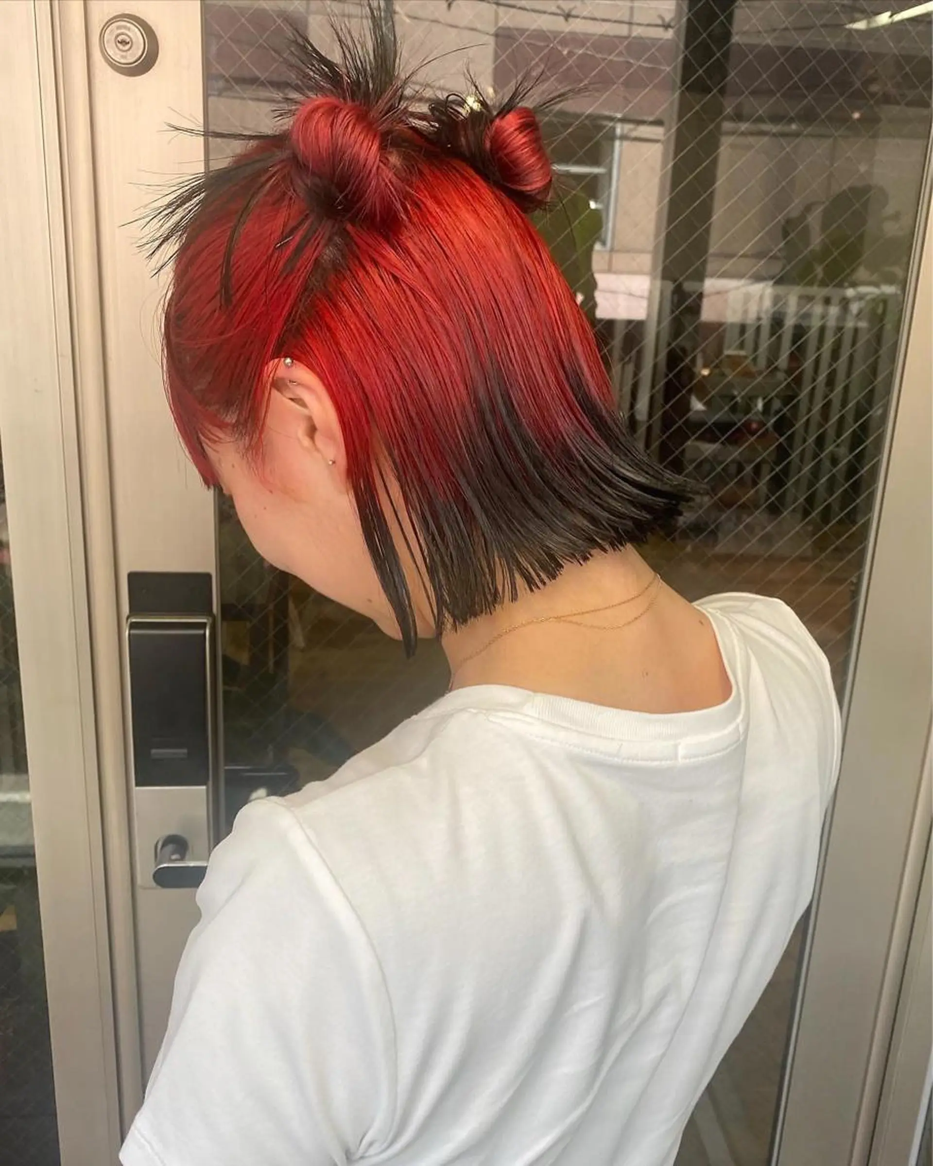 ミディアム カラー ヘアアレンジ ネイル マツエク・マツパ アイブロウ 赤色 撮影モデル募集 🦋soemikaのヘアスタイル