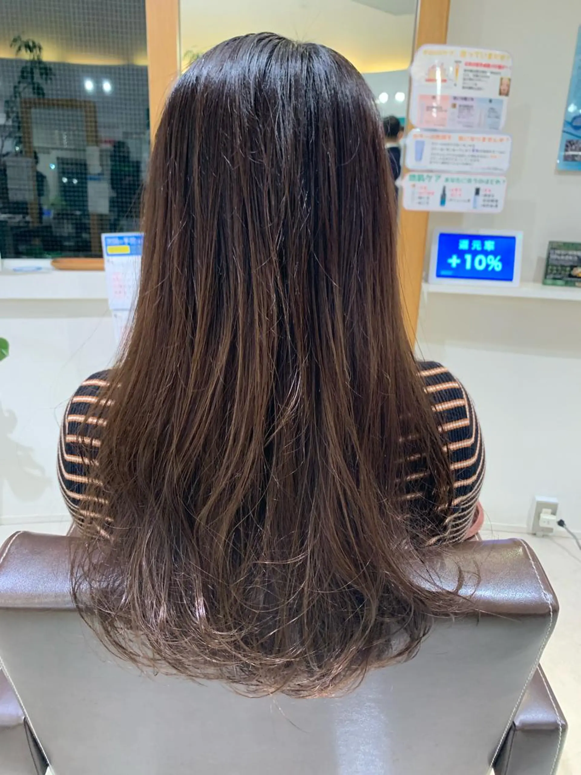 ロング 岩崎 裕次のヘアスタイル