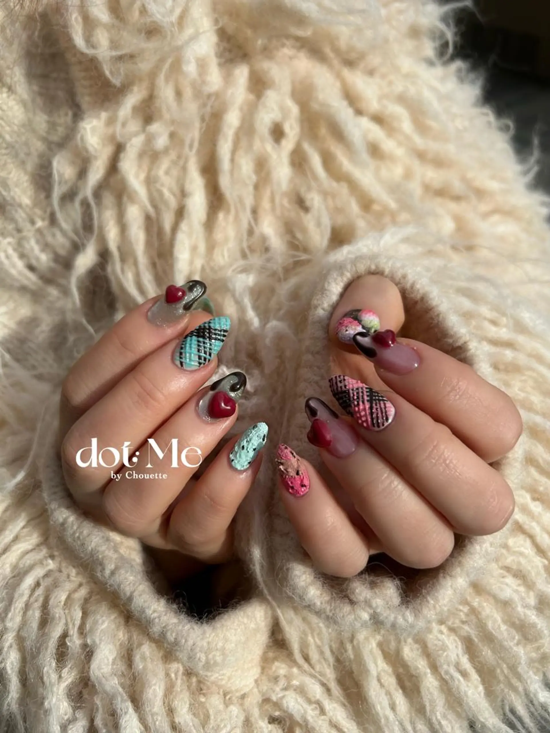 ネイル バレンタイン 小西 麻紀のネイルデザイン