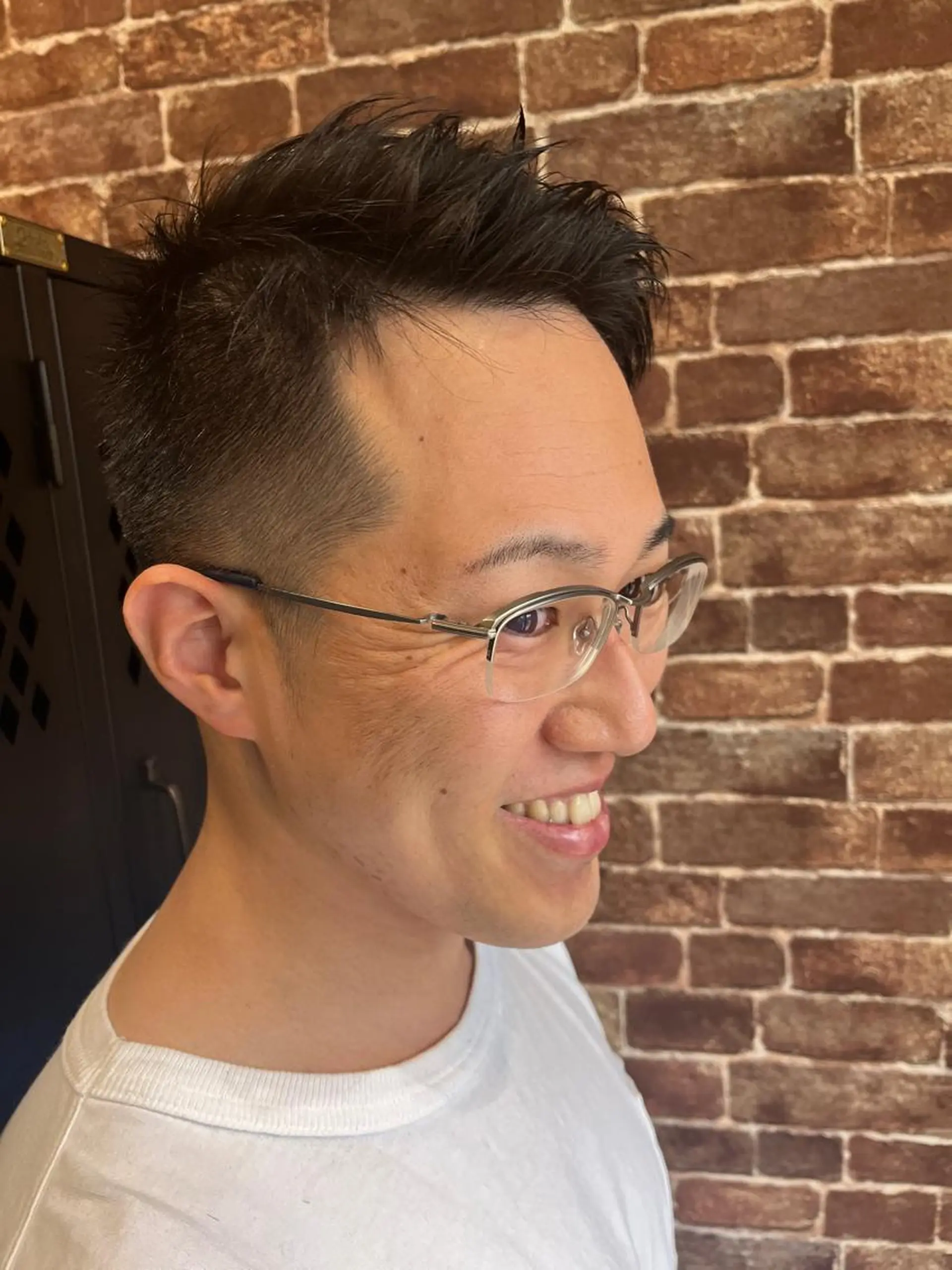 ショート メンズ メンズパーマ ケアカラー ピンクブラウン 外国人風カラー ショートヘア カット 久木原 ゆりのヘアスタイル