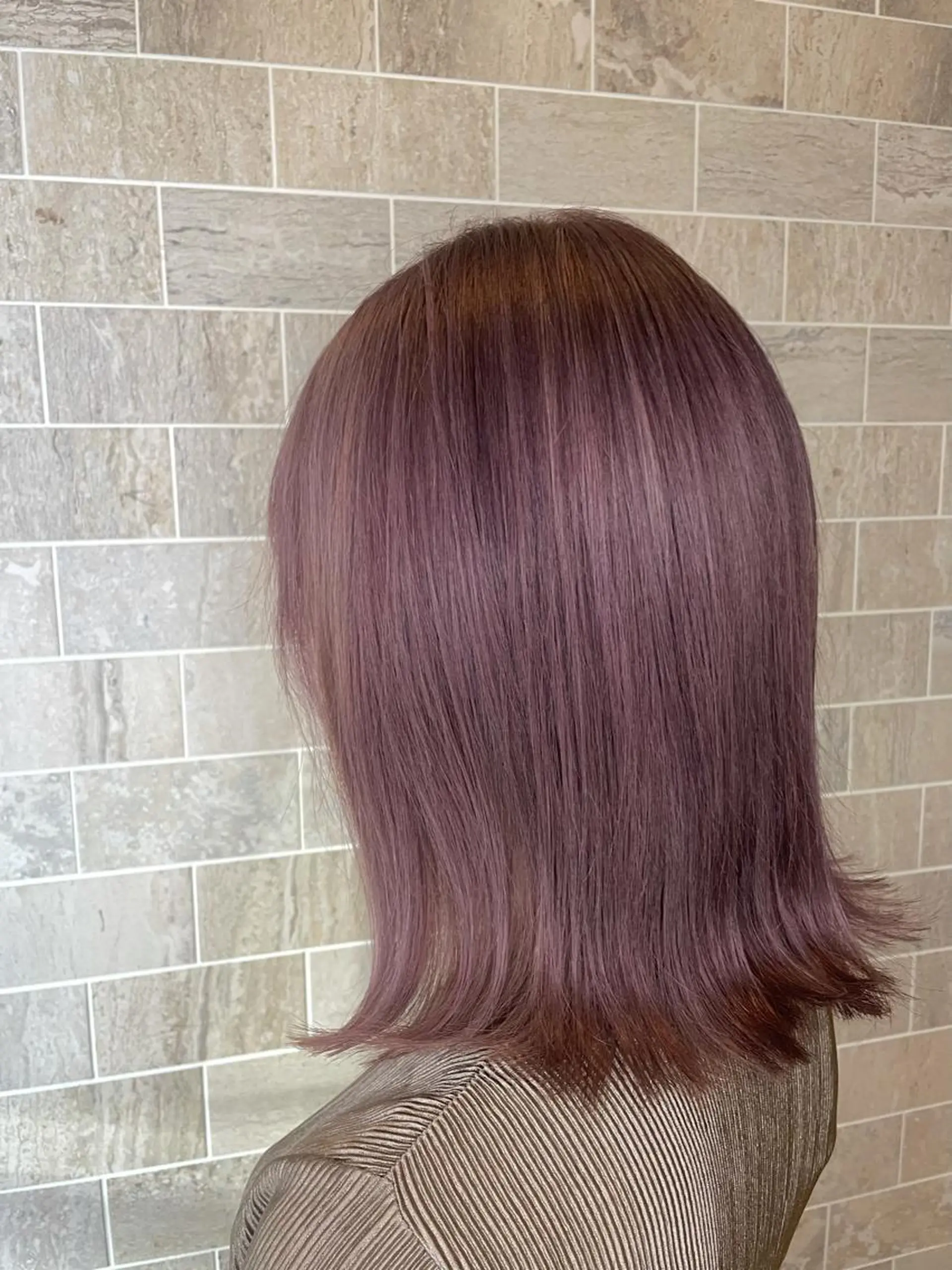 ミディアム ヘアカラー トリートメント ブリーチ毛矯正.髪質 改善.髪にドラマをのヘアスタイル