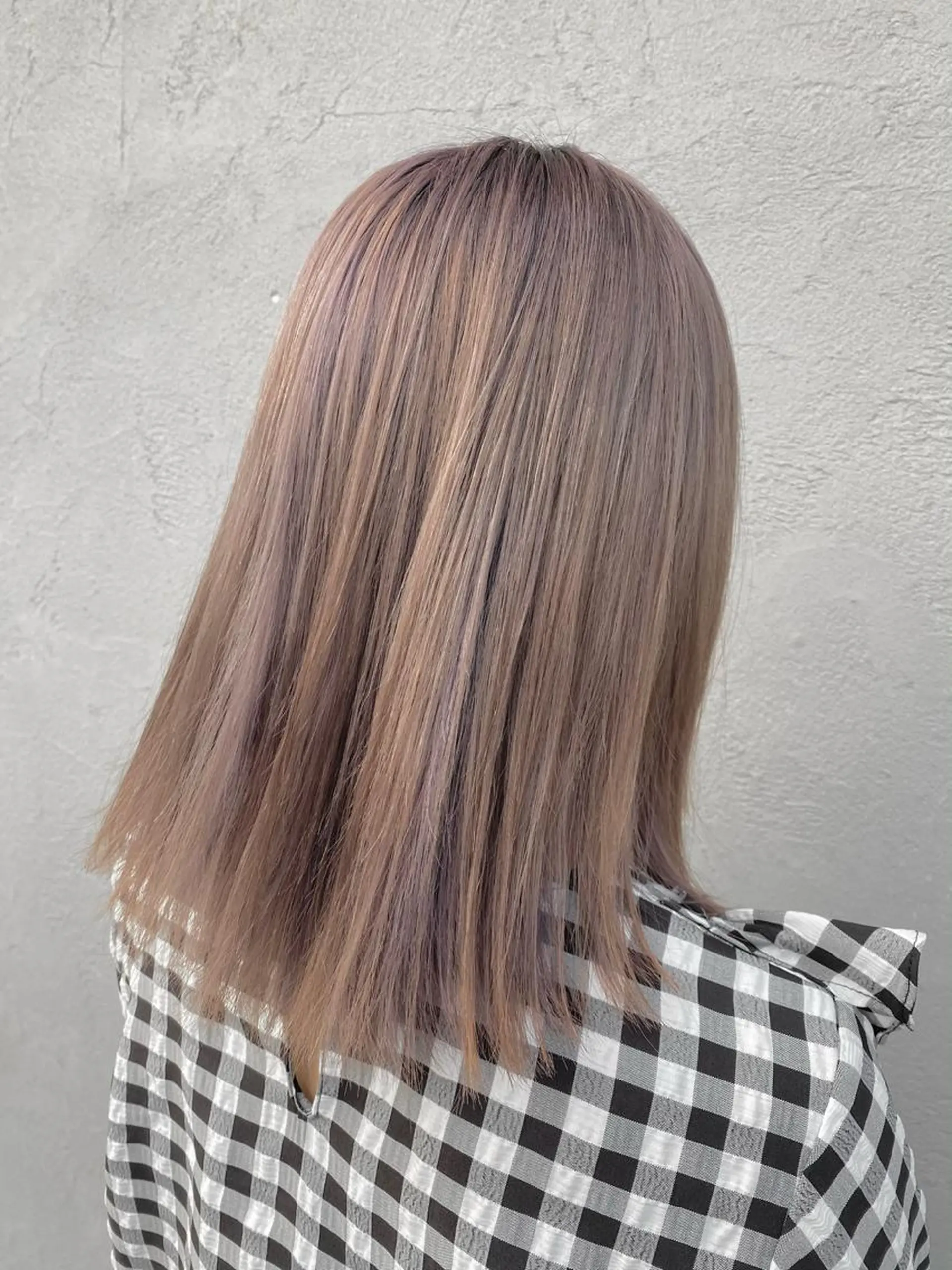 セミロング カラー Design Color🐰アユミのヘアスタイル