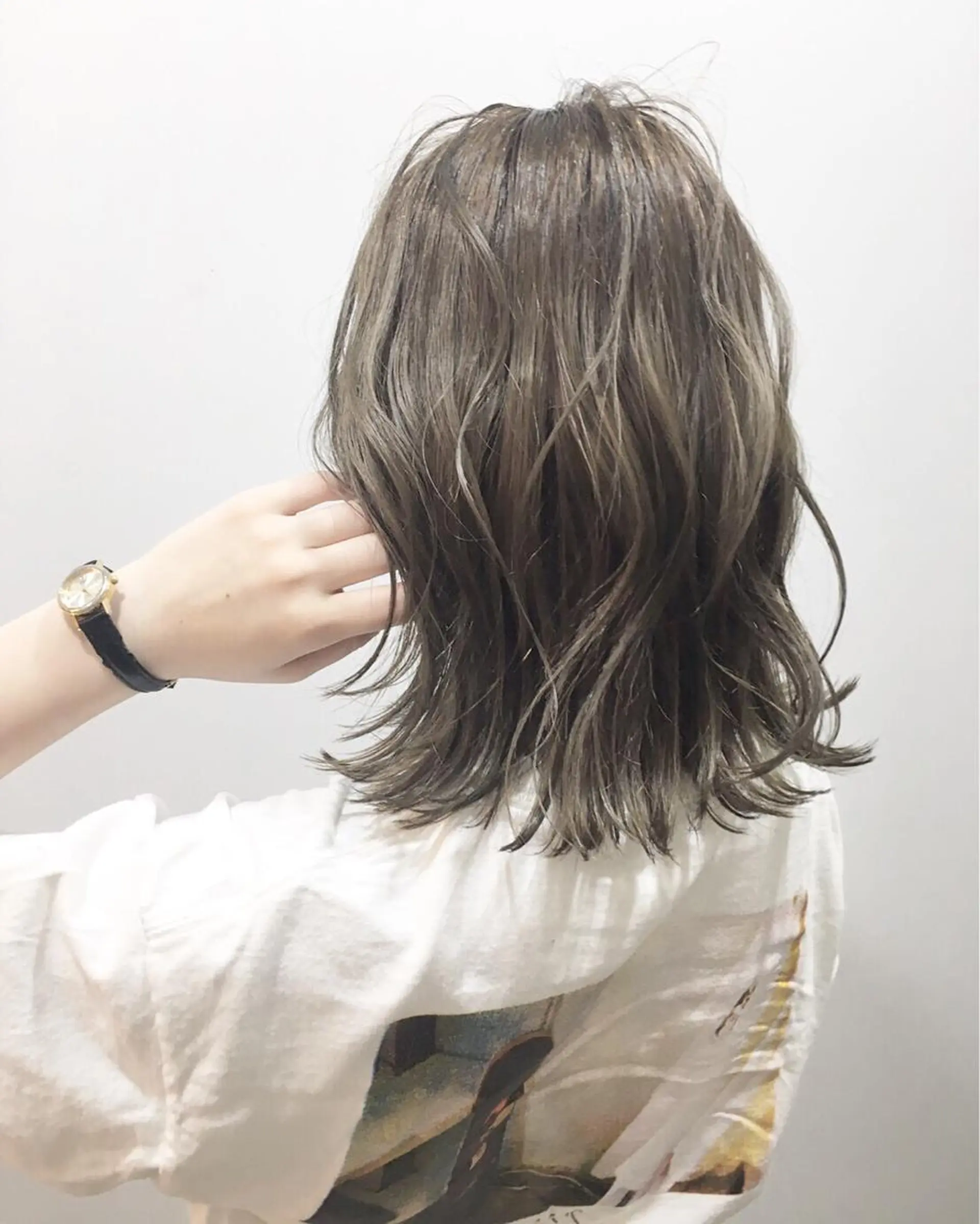 ミディアム カット ヘアカラー トリートメント テディ teddyのヘアスタイル