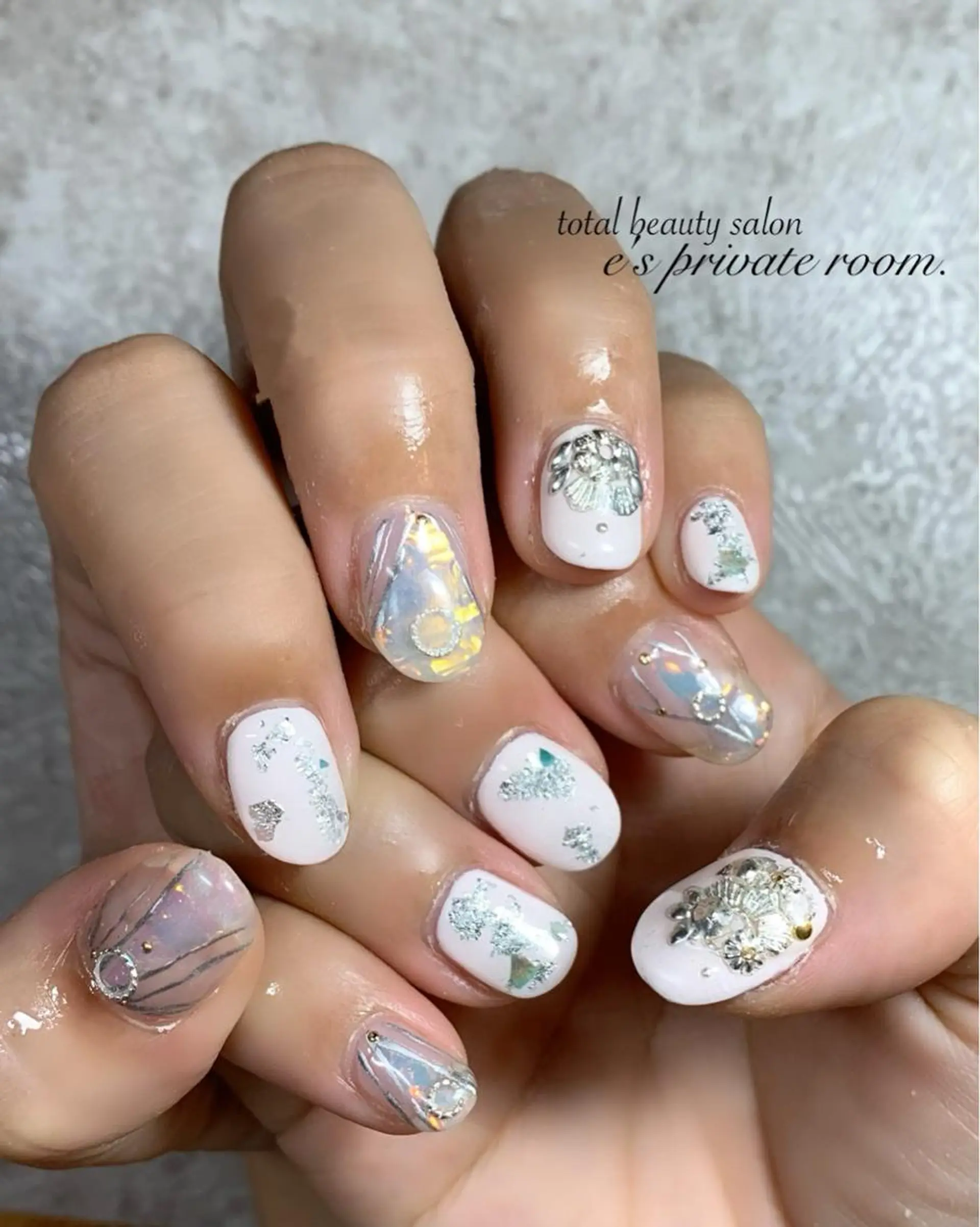 ネイル LAVISH nail salonのネイルデザイン