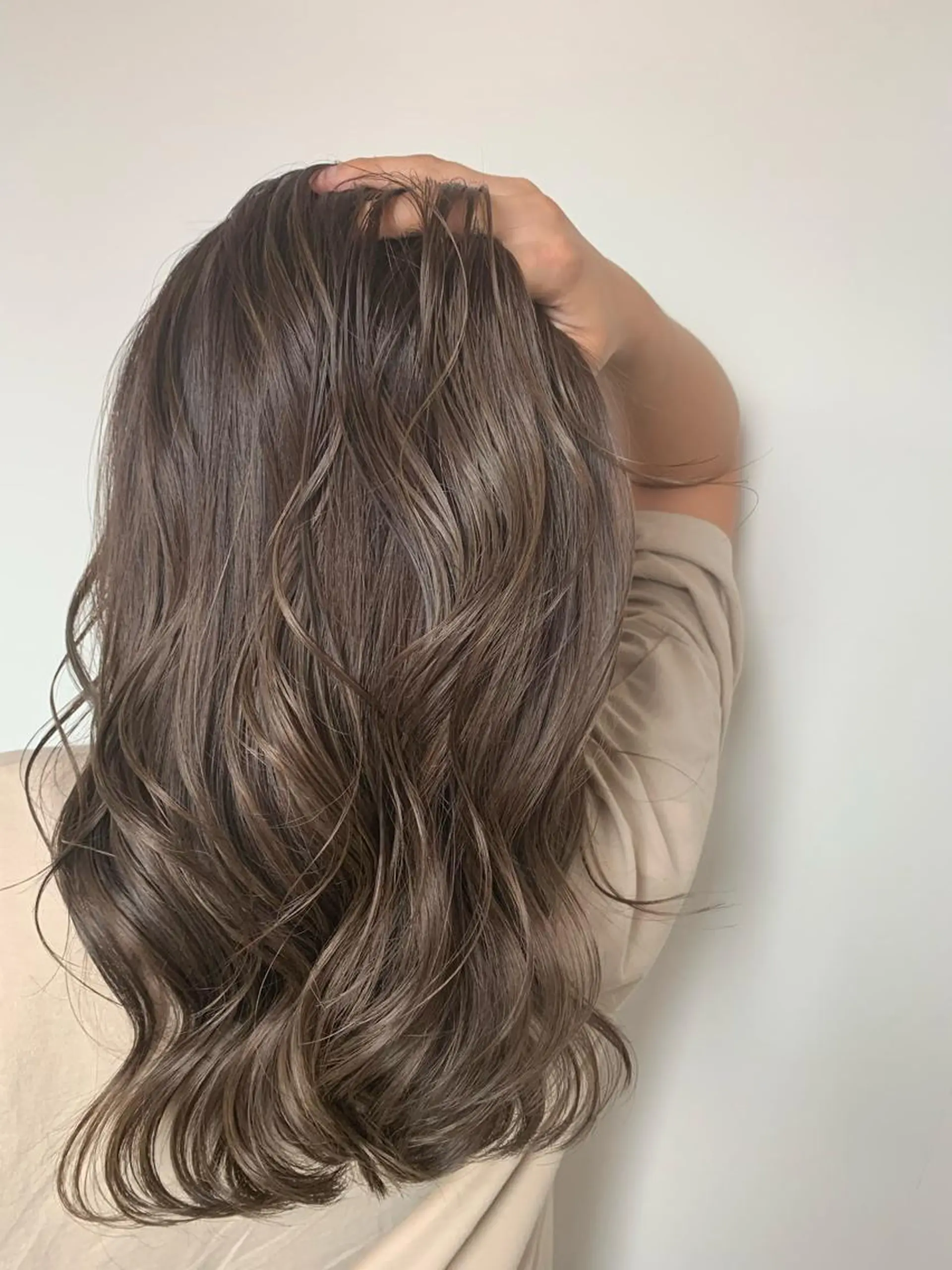 ロング トレンドパーマ 加藤菜月のヘアスタイル