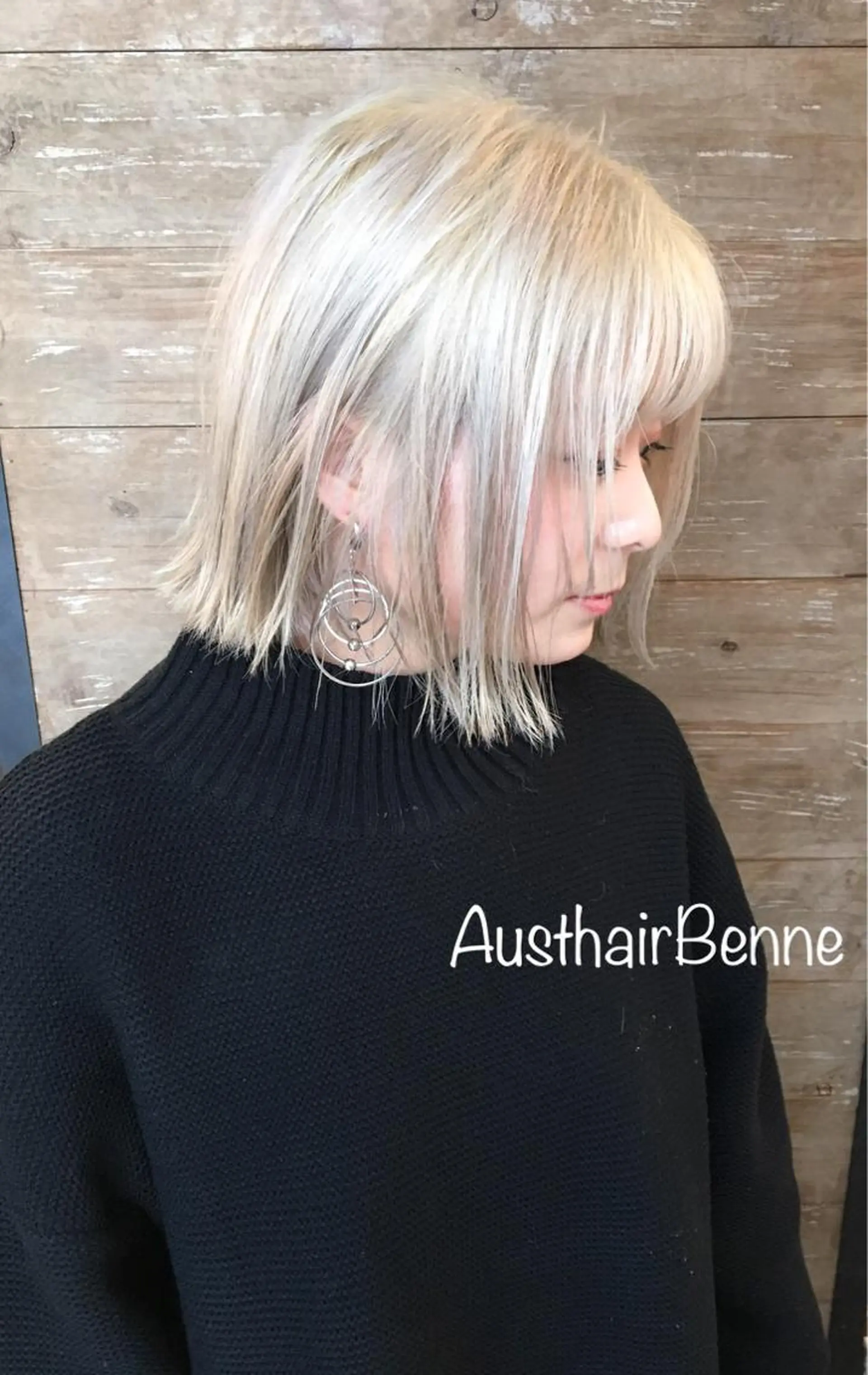 ショート カラー ヘアアレンジ ブリーチ 中田 敏明のヘアスタイル