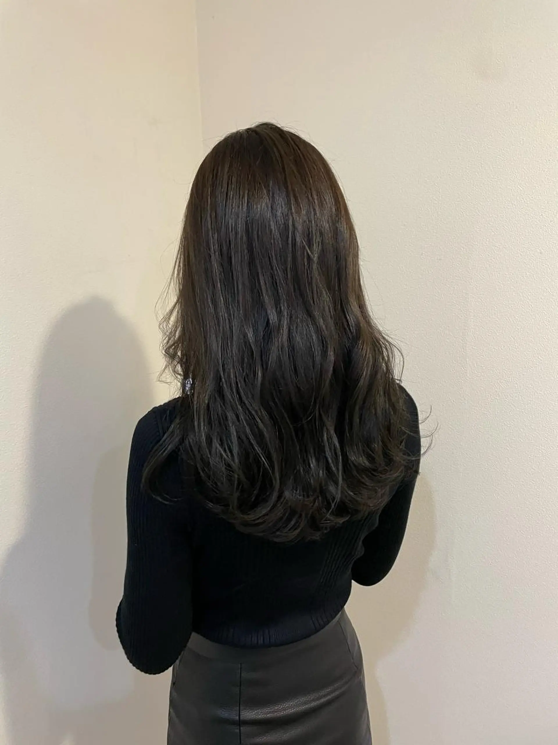 セミロング カラー 透明感カラー ダークグレー ダークグレージュ グレージュ カット ヘアカラー トリートメント ヘアセット 髪質改善特化 🫧松野力也のヘアスタイル