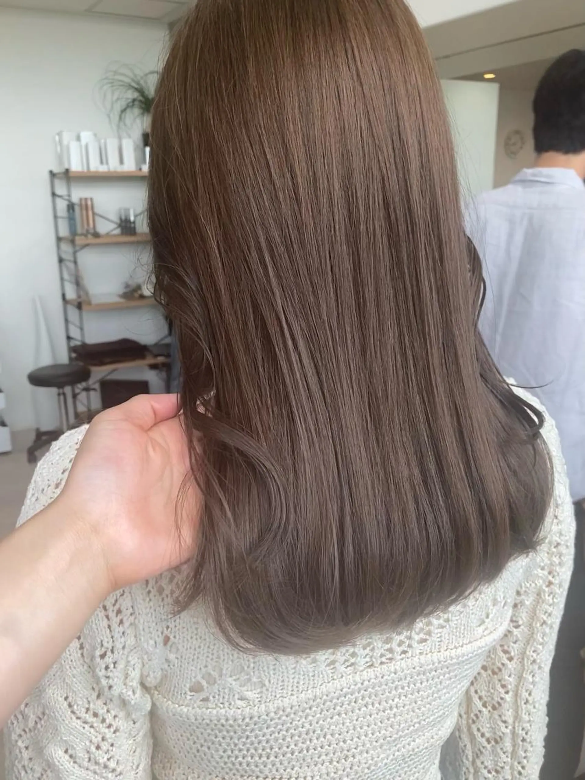 セミロング ヘアカラー トリートメント ✨色持ちの良い艶 カラー✨蟹江真世のヘアスタイル