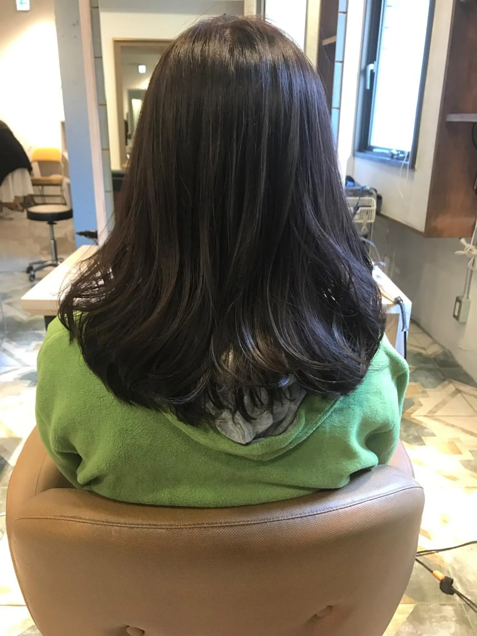 ミディアム カラー 【体験】韓国 メイク&ヘア天神のヘアスタイル