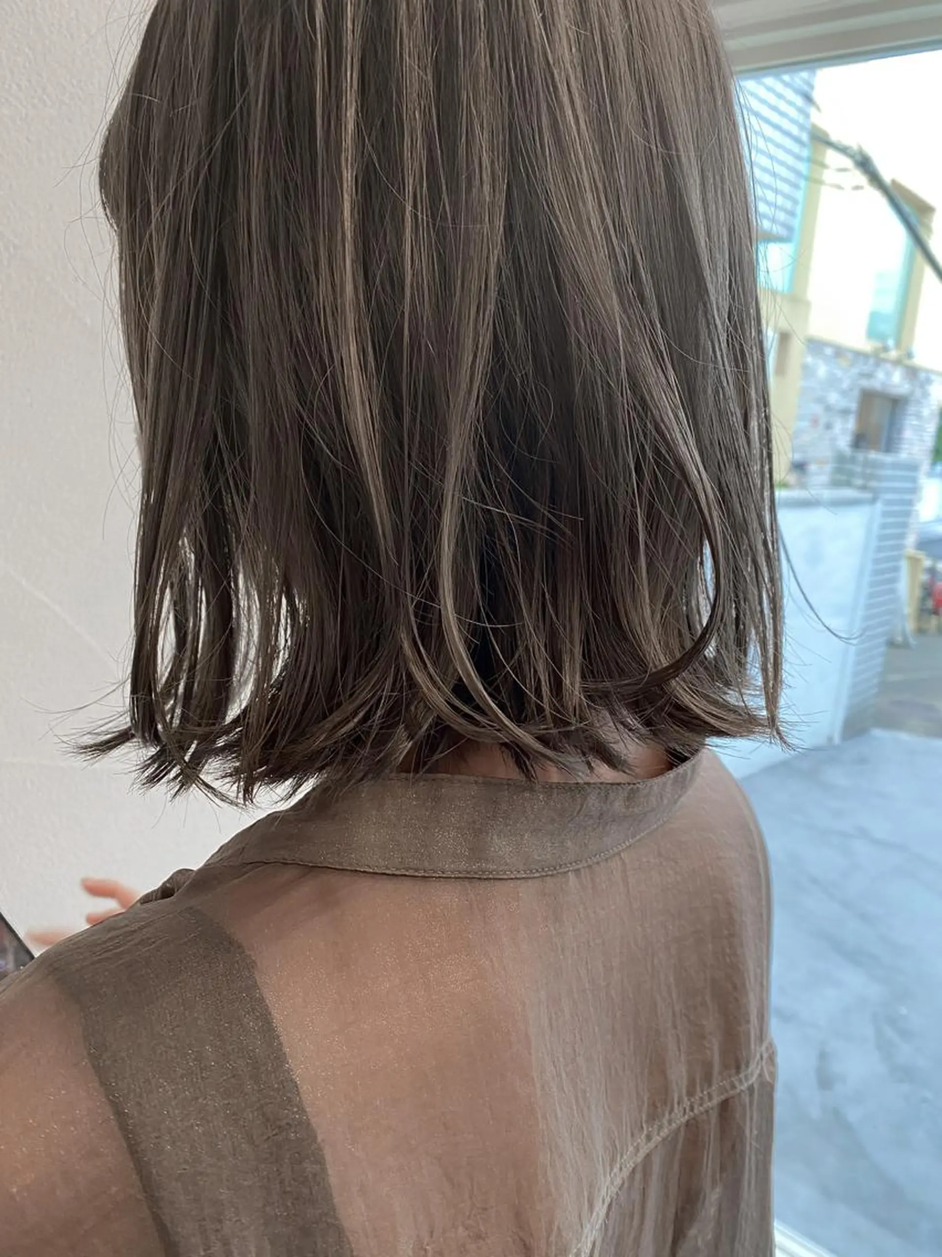 ショート カラー 切りっぱなしボブ ベージュカラー 透明感カラー ダブルカラー ハイトーンカラー ハイトーン×似合わせ 🌱中川慎之介のヘアスタイル