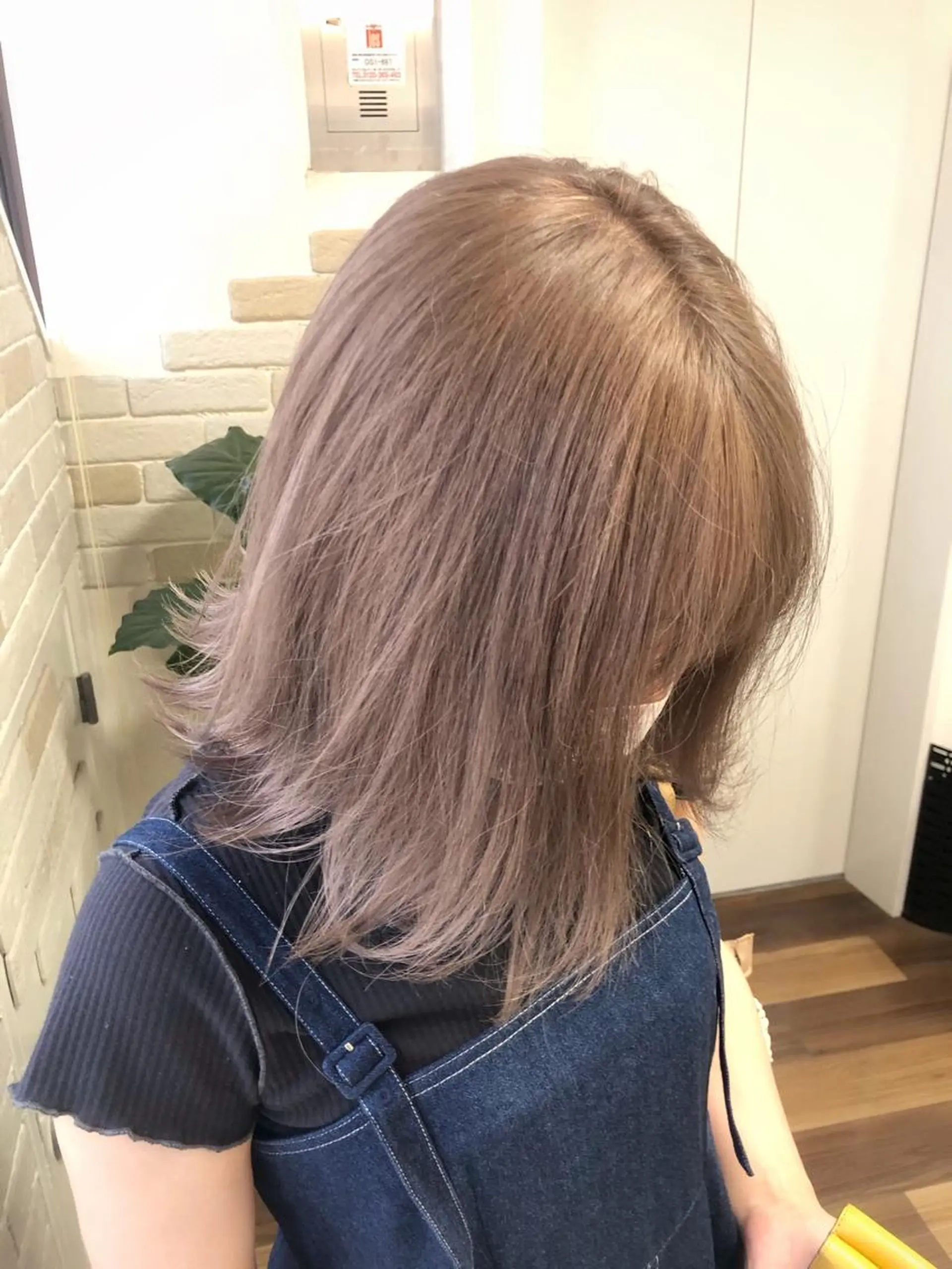 ミディアム Merly osakaのヘアスタイル