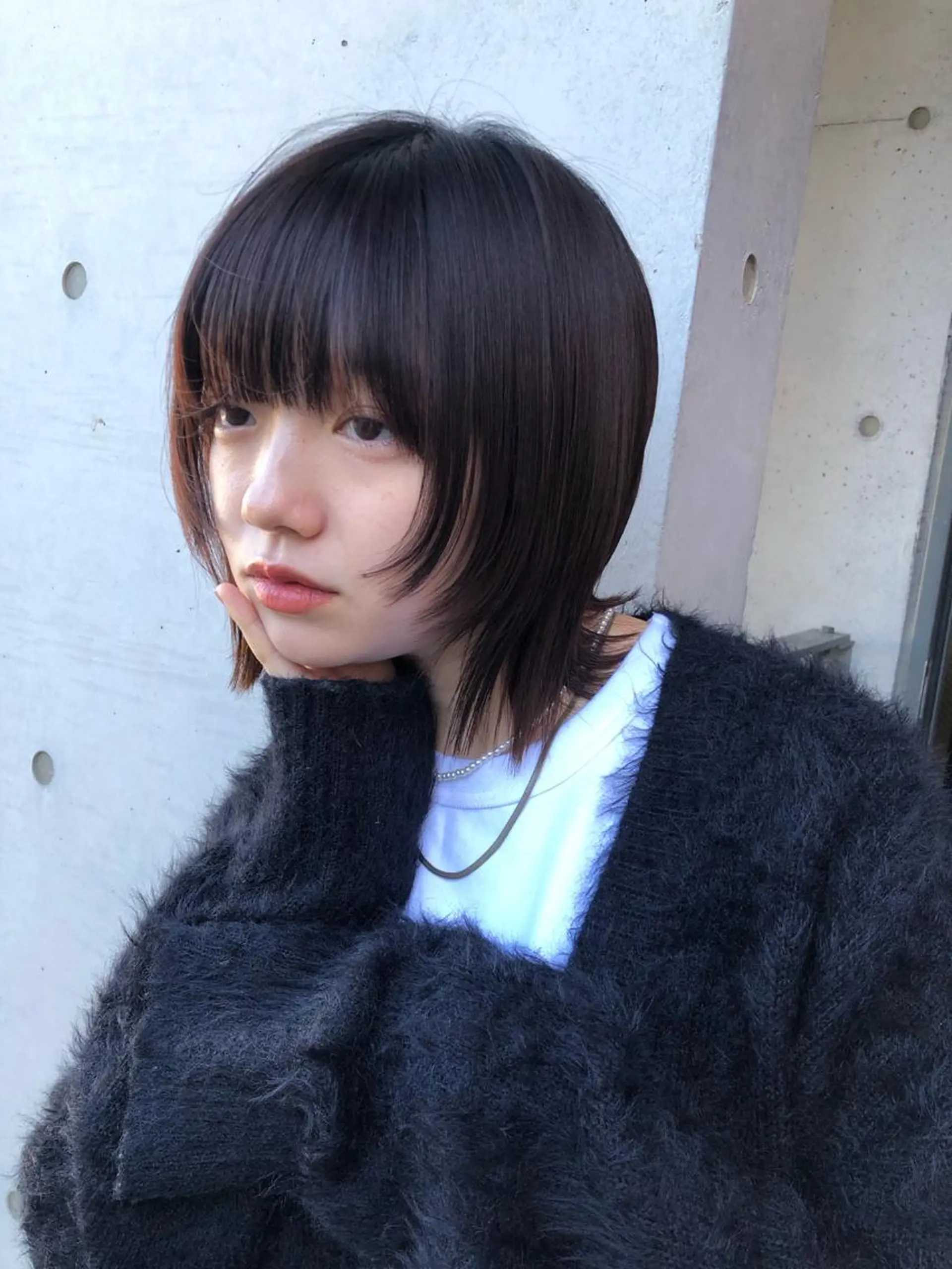 ミディアム カラー ボブ 顔周りカット 外ハネヘア ウルフカット カット ヘアカラー トリートメント トレンドヘア🌿 chinariのヘアスタイル