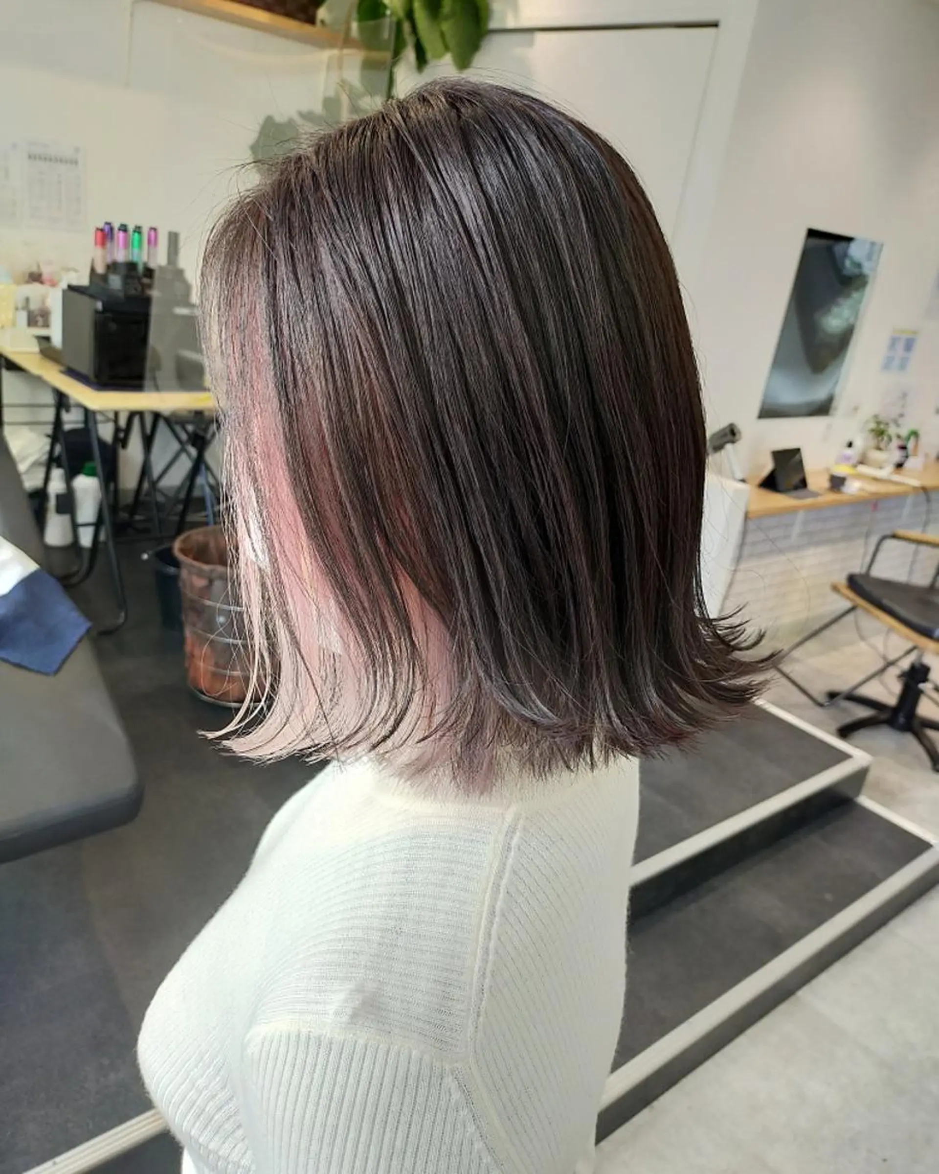 ミディアム カラー ピンクカラー ホワイトピンク ヘアカラー RU RIのヘアスタイル