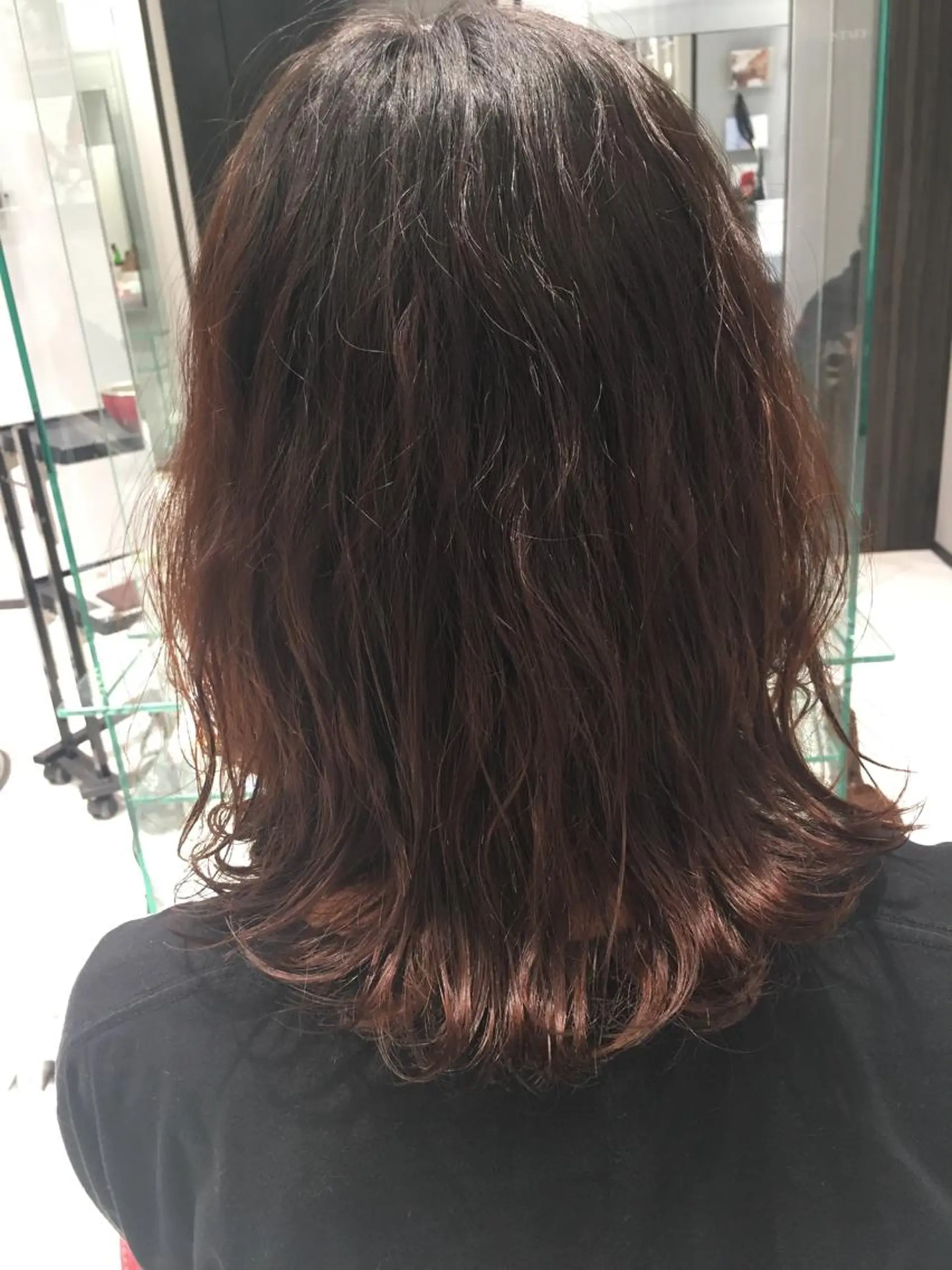 ミディアム カット パーマ トリートメント ERIKO Tのヘアスタイル