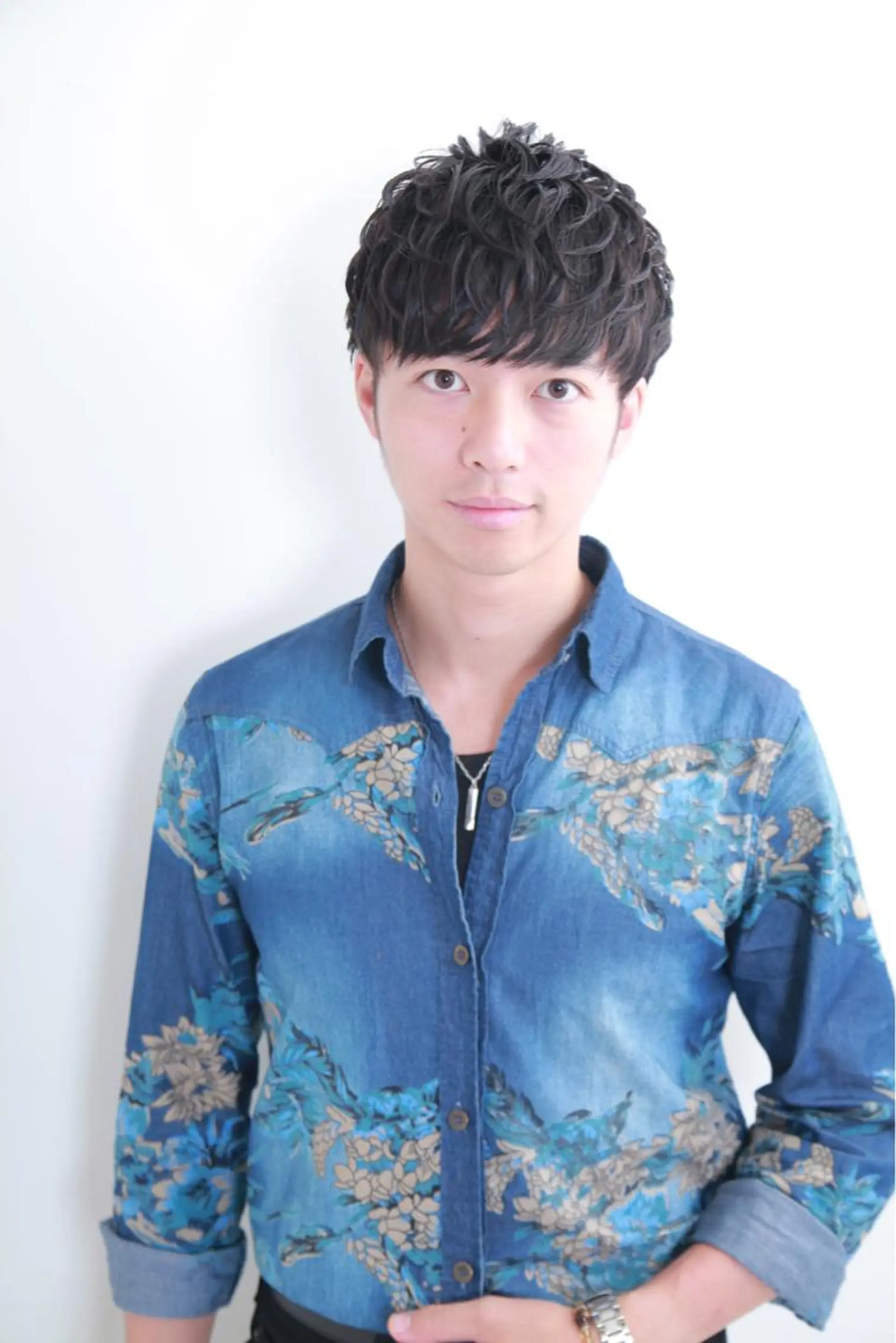 メンズ カット パーマ メンズパーマレイヤー 西山賢志のヘアスタイル