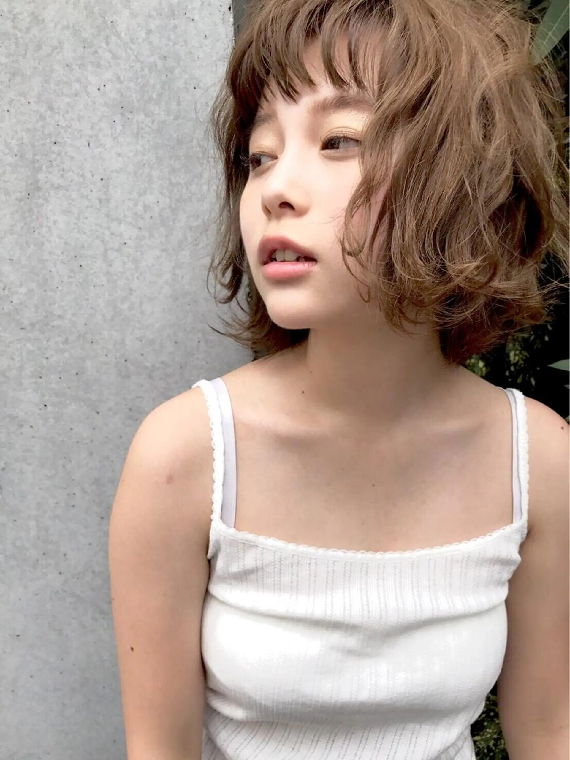 ミディアム カラー パーマ ヘアアレンジ ネイル マツエク・マツパ O/ODER (official)のヘアスタイル