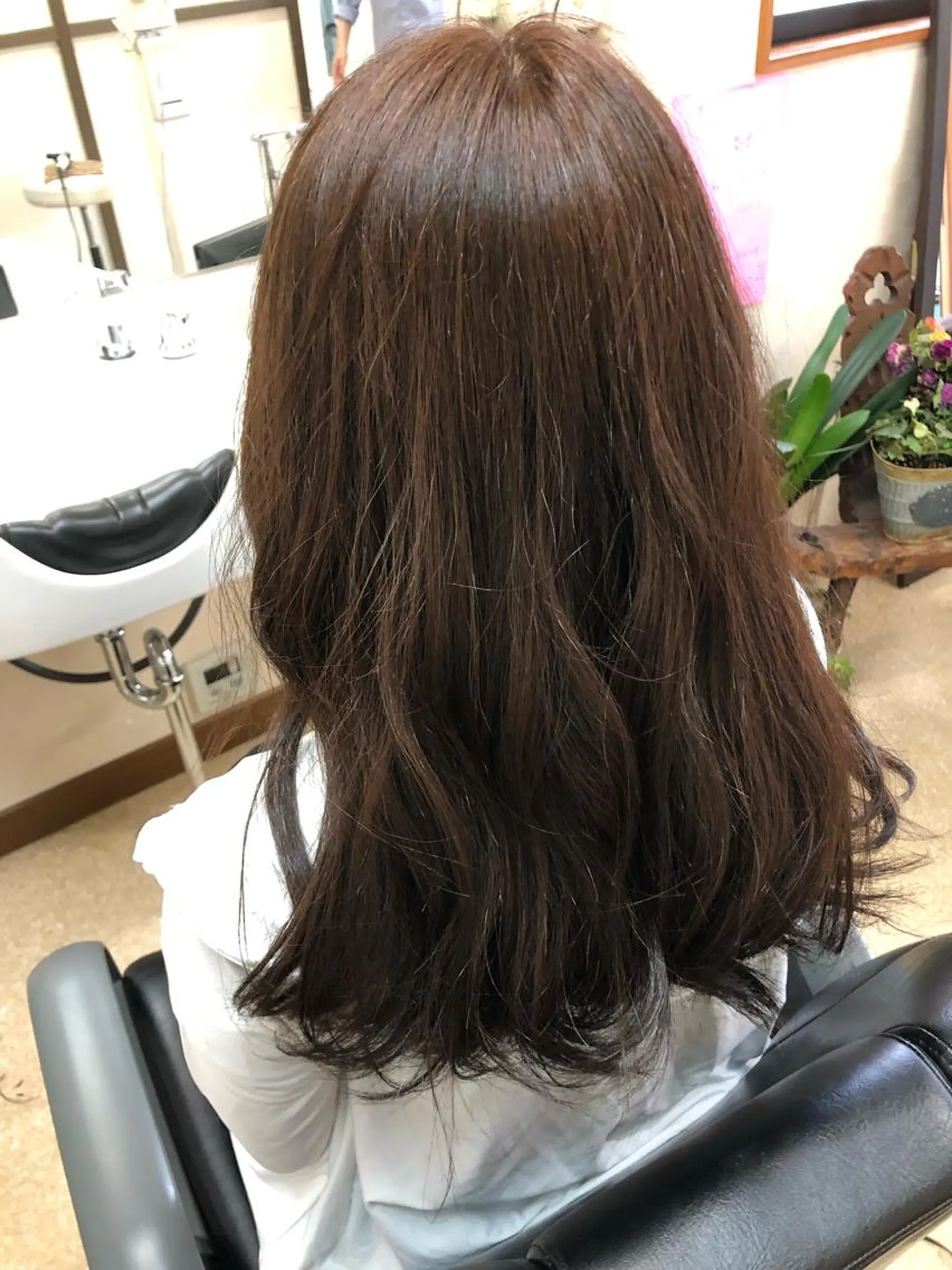 ロング カラー 石塚 浩のヘアスタイル