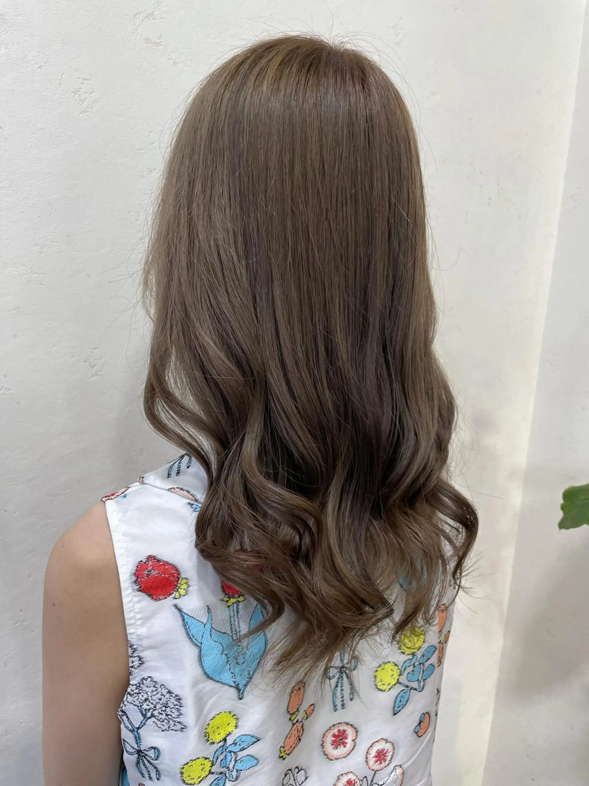 セミロング カラー 齋藤 結愛のヘアスタイル