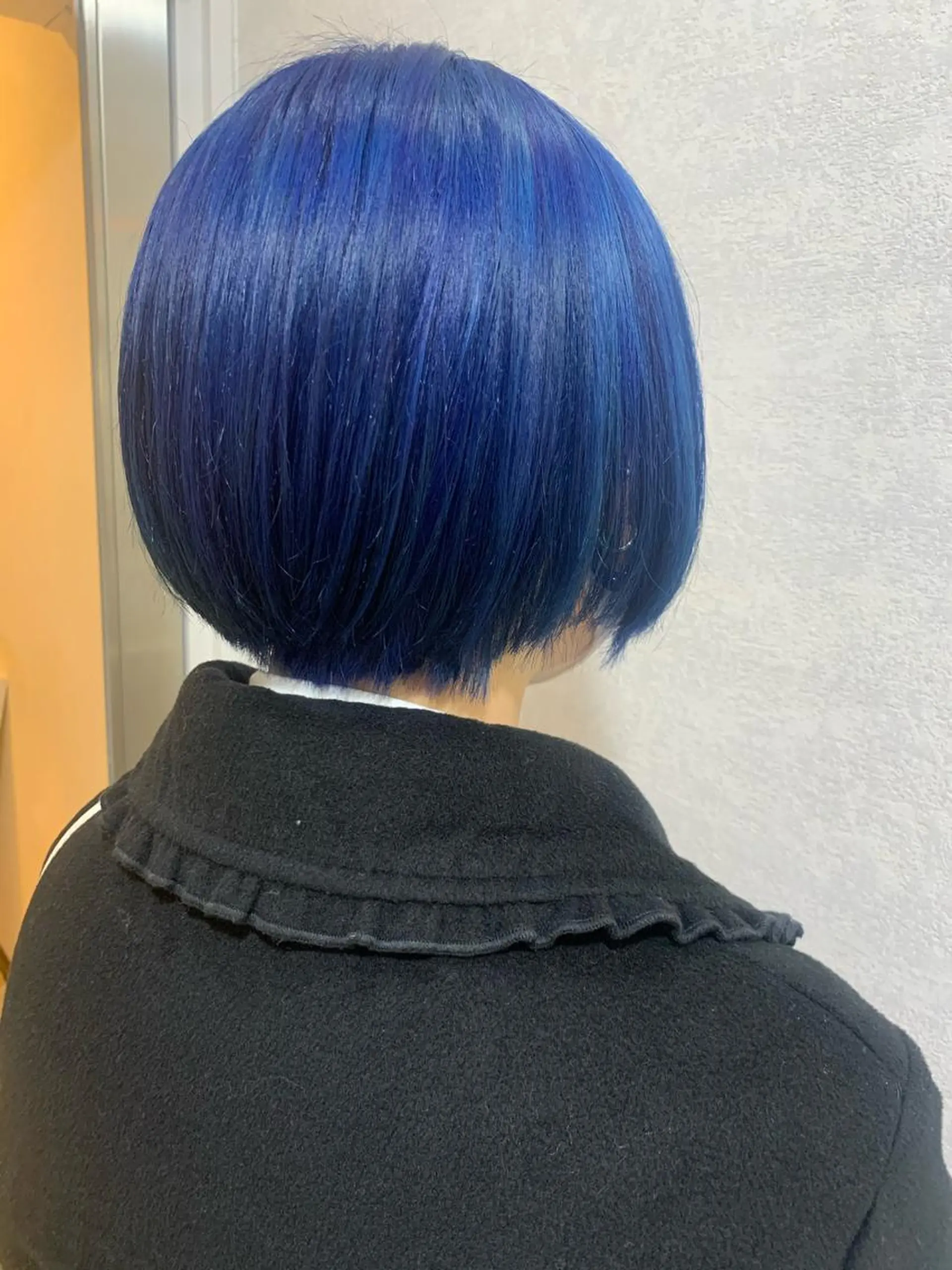カラー ブルーカラー 佐々木 有彩のヘアスタイル