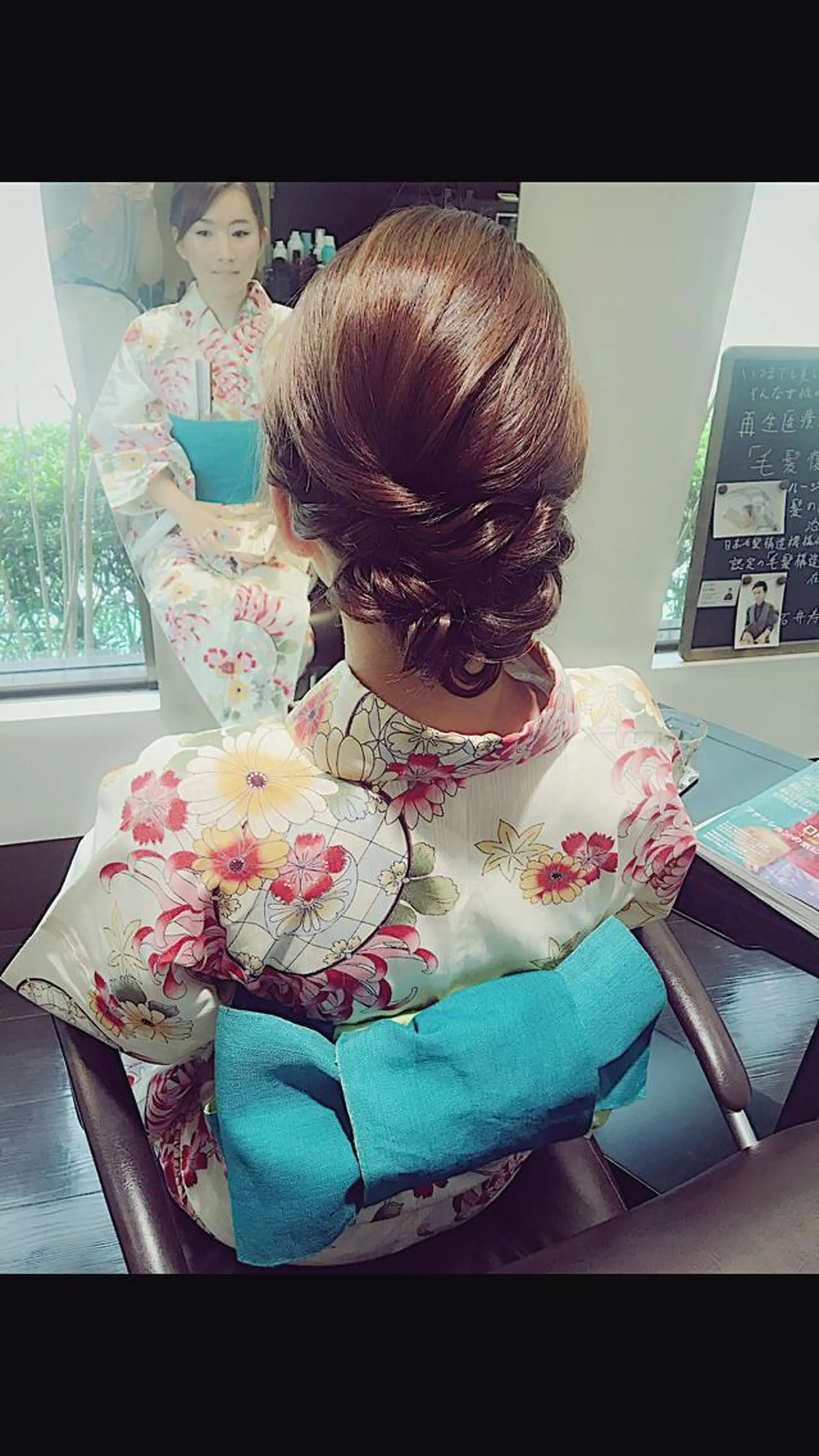 ミディアム 早稲田 千尋のヘアスタイル