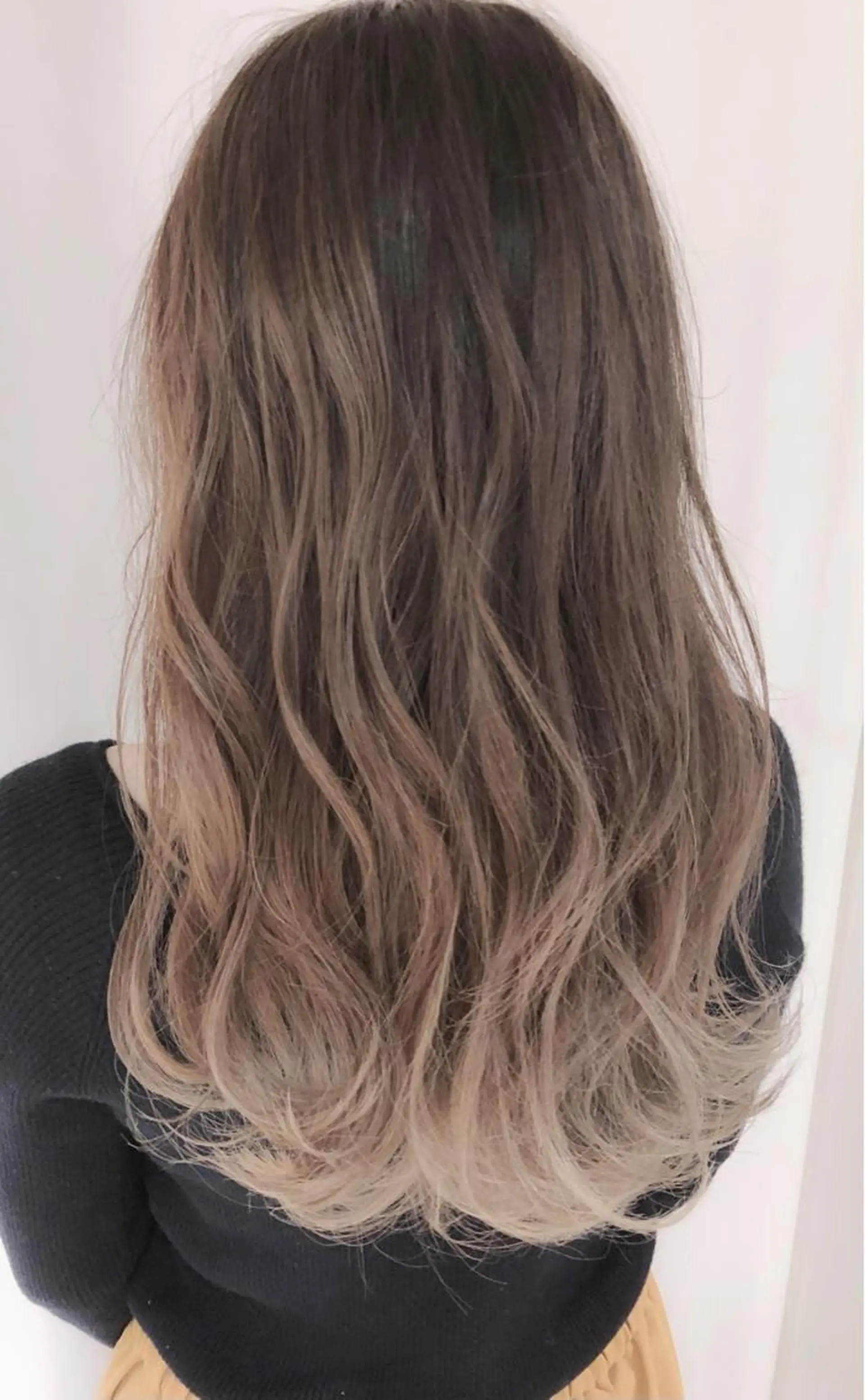 ロング カラー パーマ ヘアアレンジ アッシュ バレイヤージュ ブリーチ ケアブリーチ 透明感カラー 竹内ケンゴ🇰🇷 EIGHT藤沢のヘアスタイル