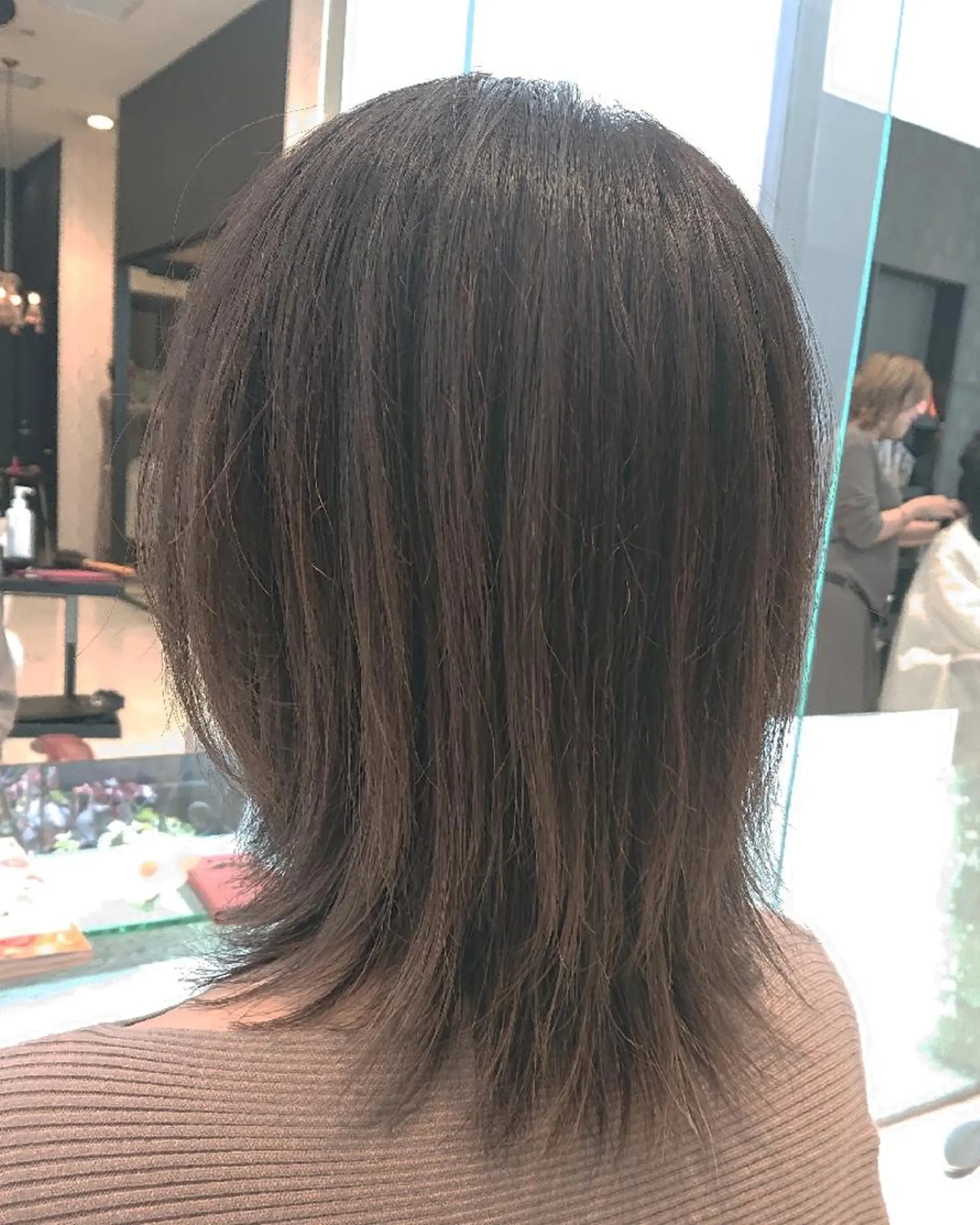 ミディアム カラー ベージュカラー フォギーベージュ ハイライトカラー ハイライト 保住 恭平のヘアスタイル