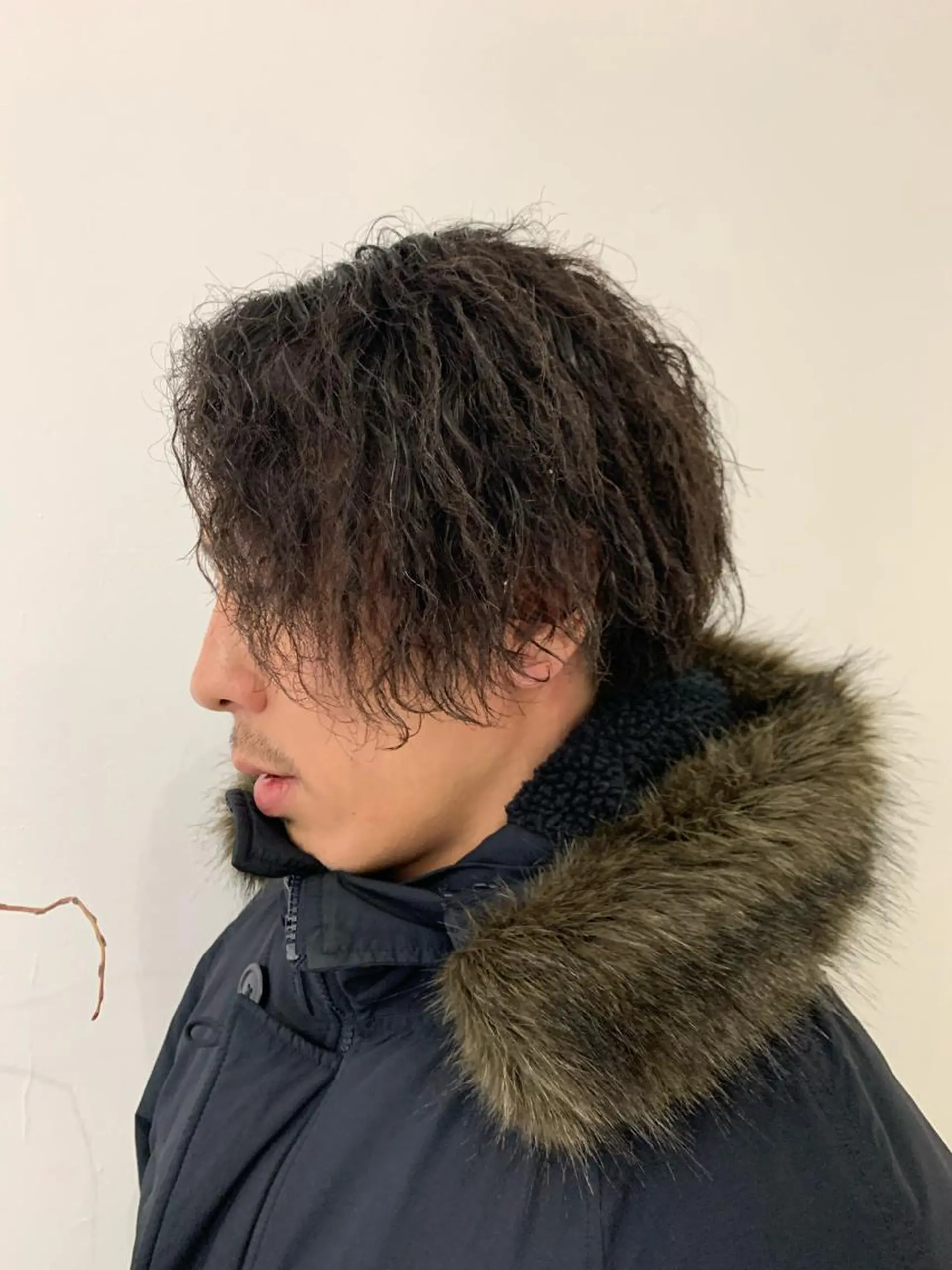 パーマ メンズ カット パーマ SOA所属・西村あきや トレンド韓国ヘアのヘアスタイル