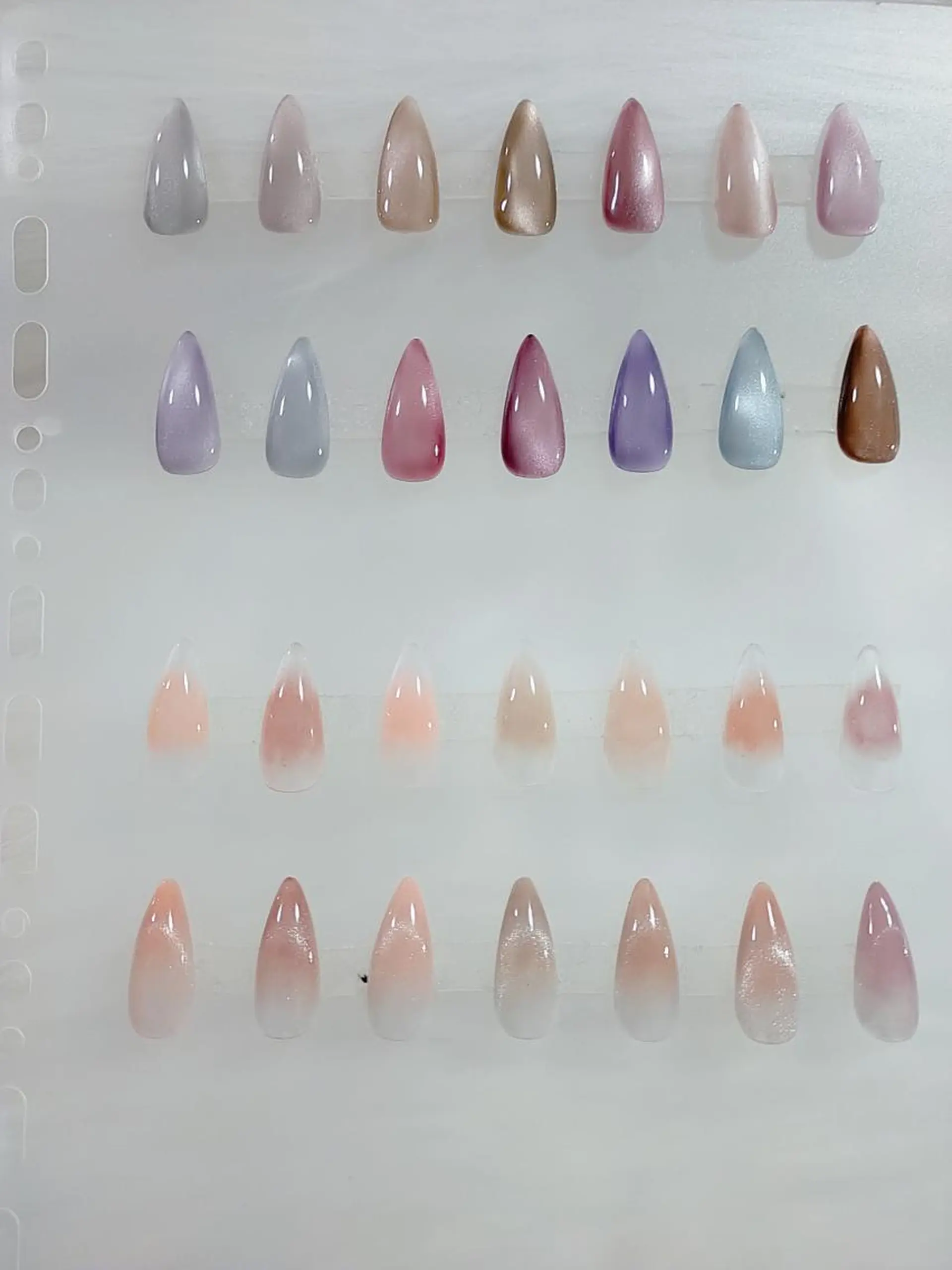 ネイル マグネットネイル ハンドネイル ★未希★ ミキネイルサロン池袋のネイルデザイン