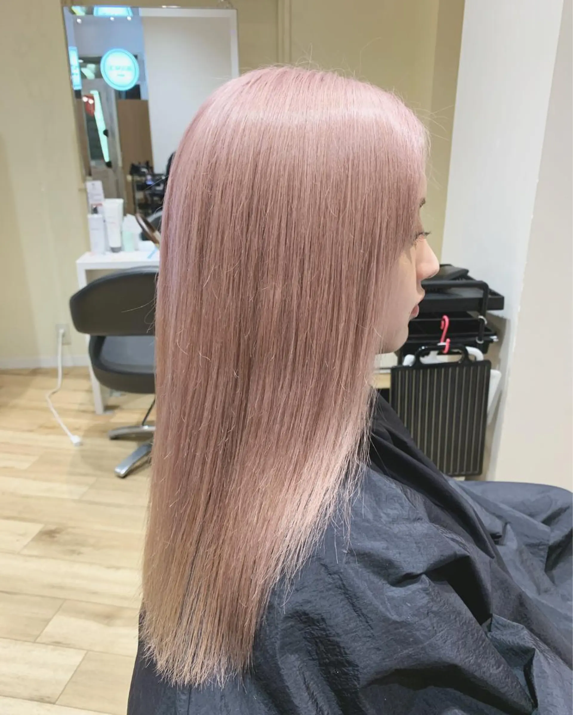 ミディアム ヘアカラー トリートメント 【White京橋】 岸 拓斗のヘアスタイル