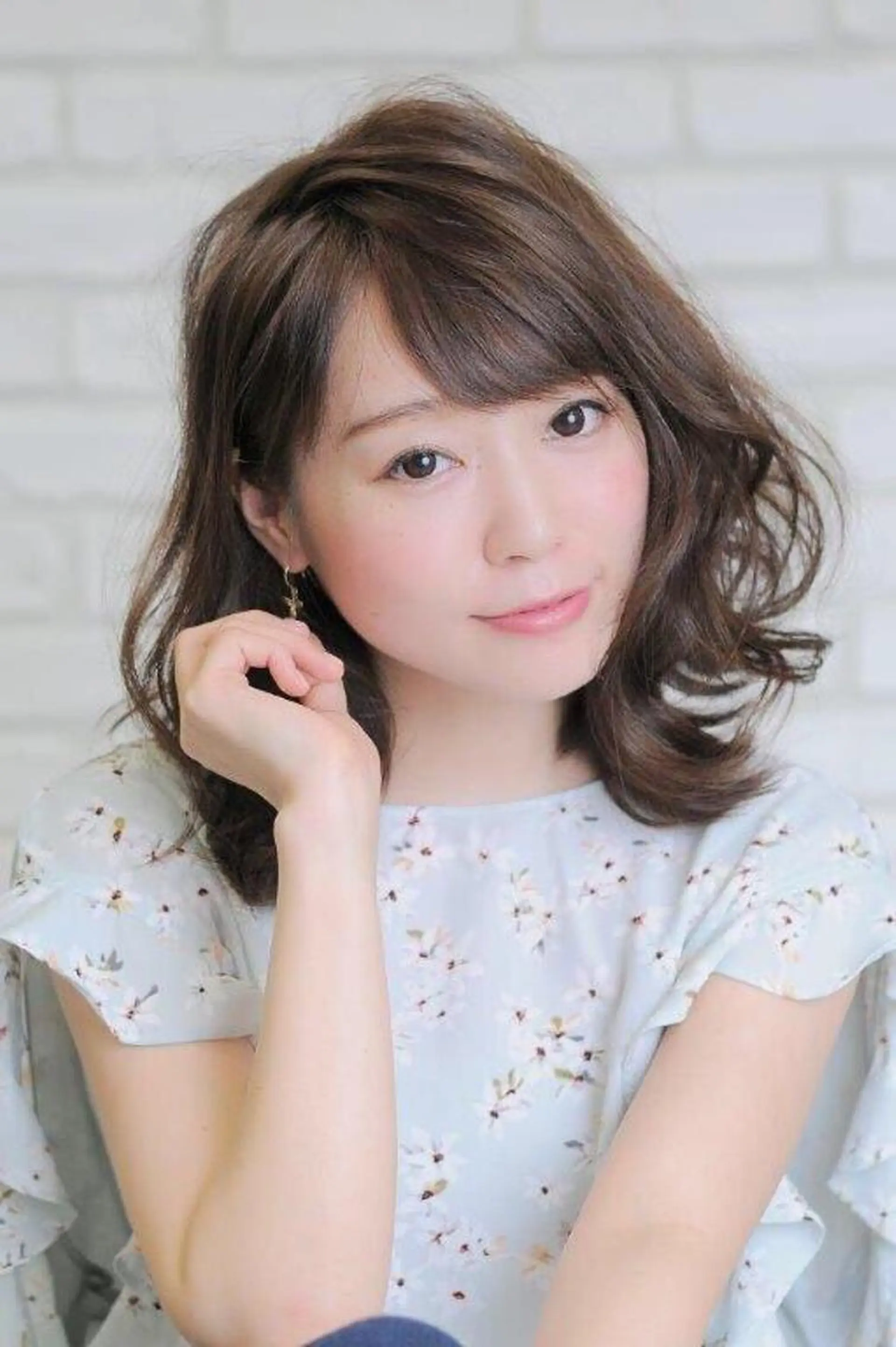 ミディアム カラー パーマ 村上 真依子のヘアスタイル