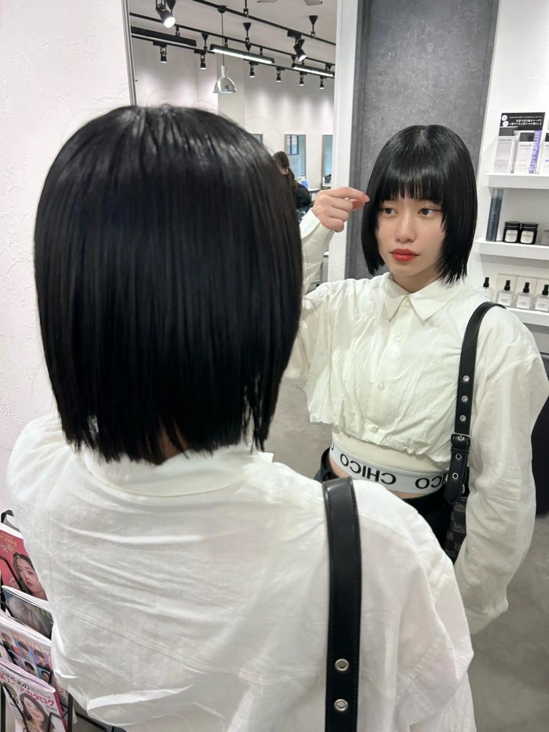 ショート 艶カラー/レイヤー /メンズ/マツエクのヘアスタイル