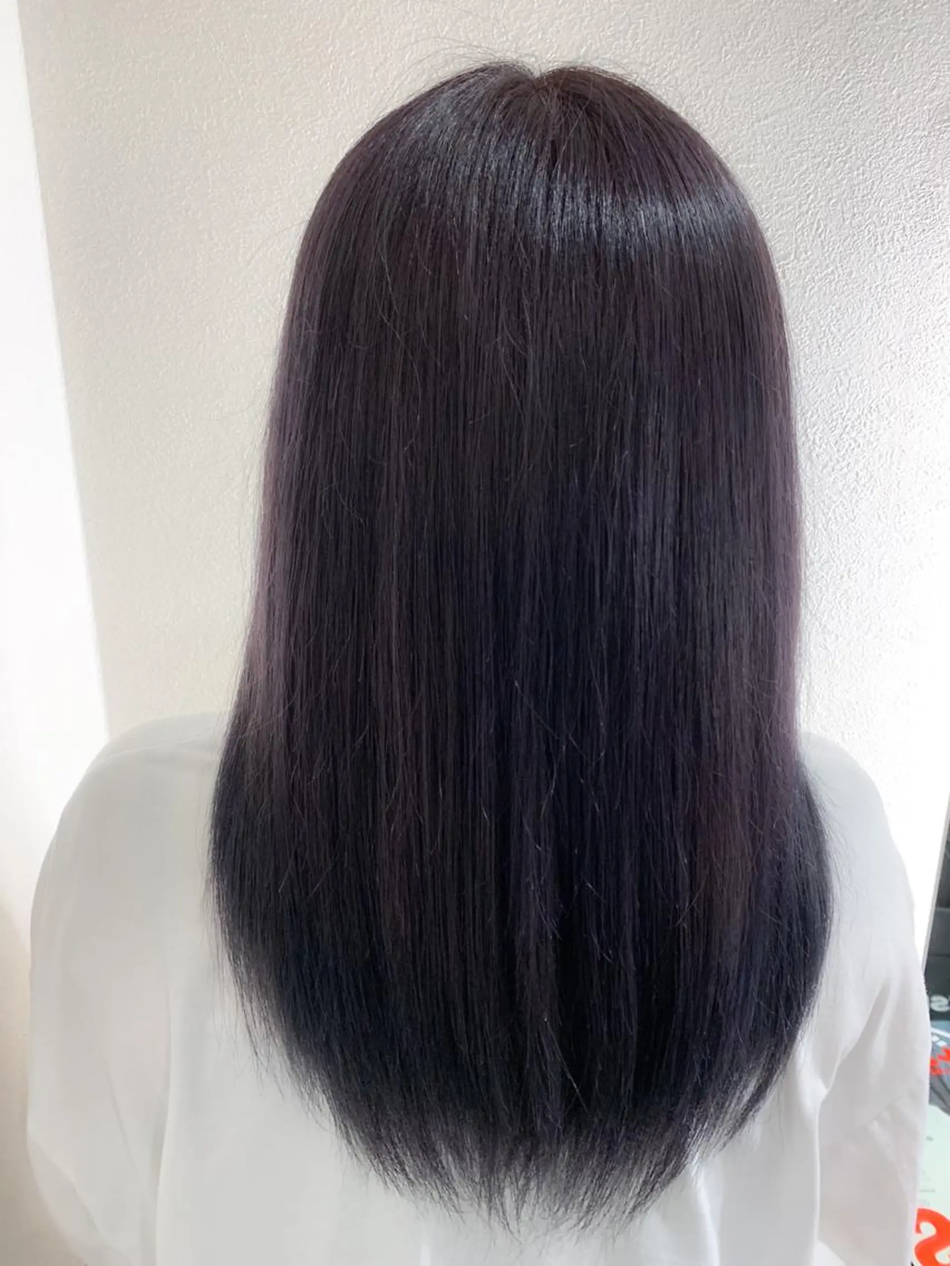 セミロング カラー ブリーチ ハイトーンカラー ラベンダーカラー ラベンダーグレー stylist Yukieのヘアスタイル