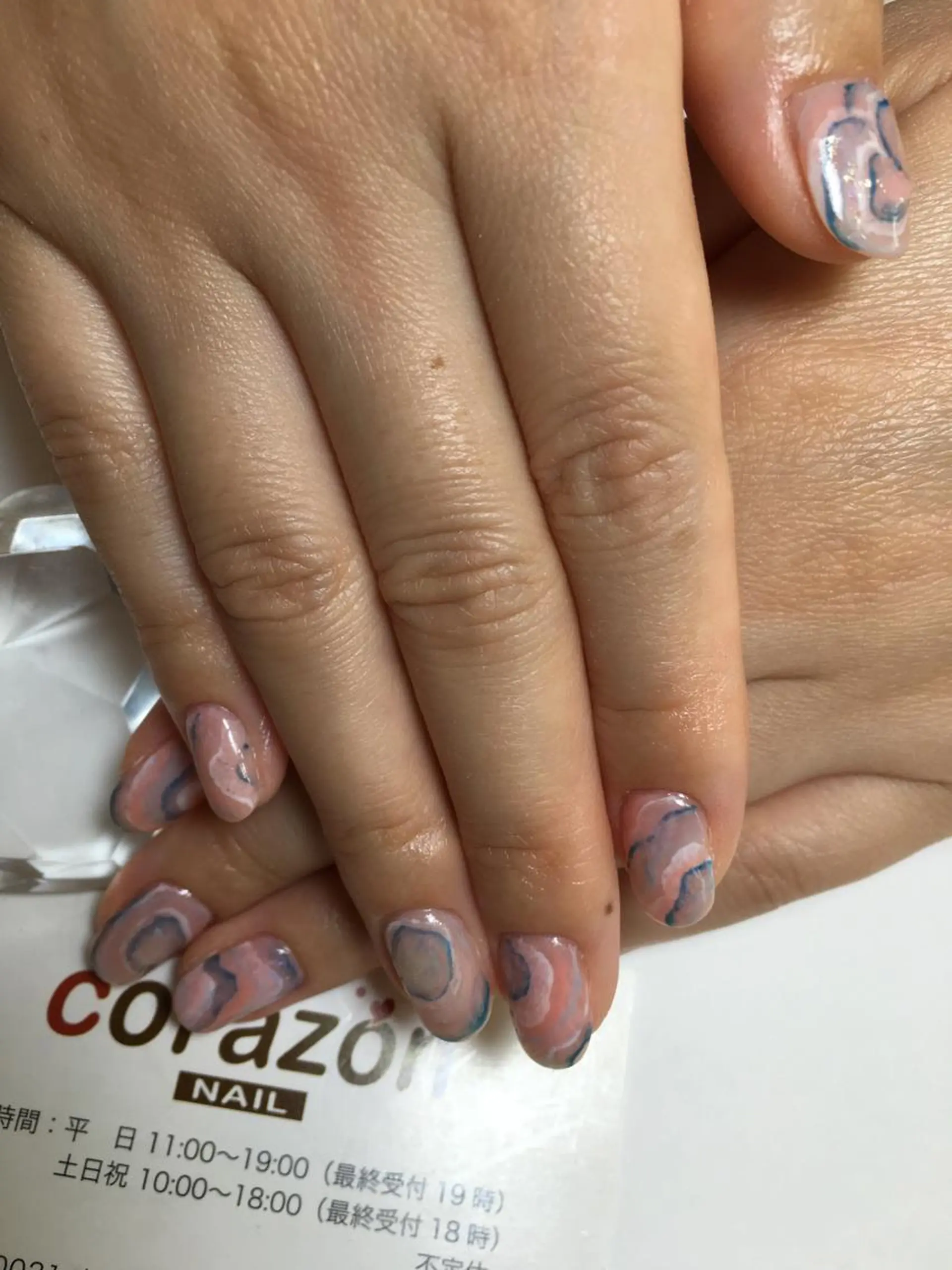 ネイル アートネイル ストーンネイル corazon所属・ネイリスト aicoのネイルデザイン