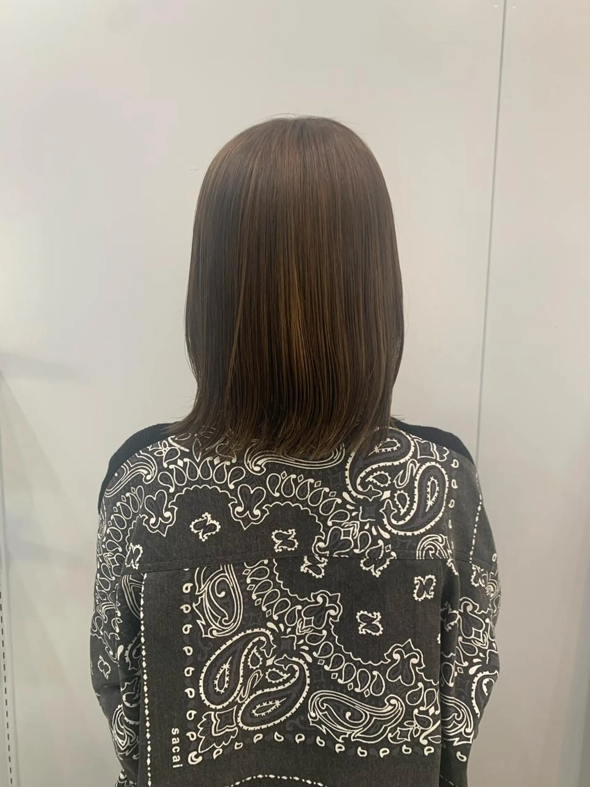 ミディアム ハイライト カット ヘアカラー 229所属・高橋 亜紀のヘアスタイル