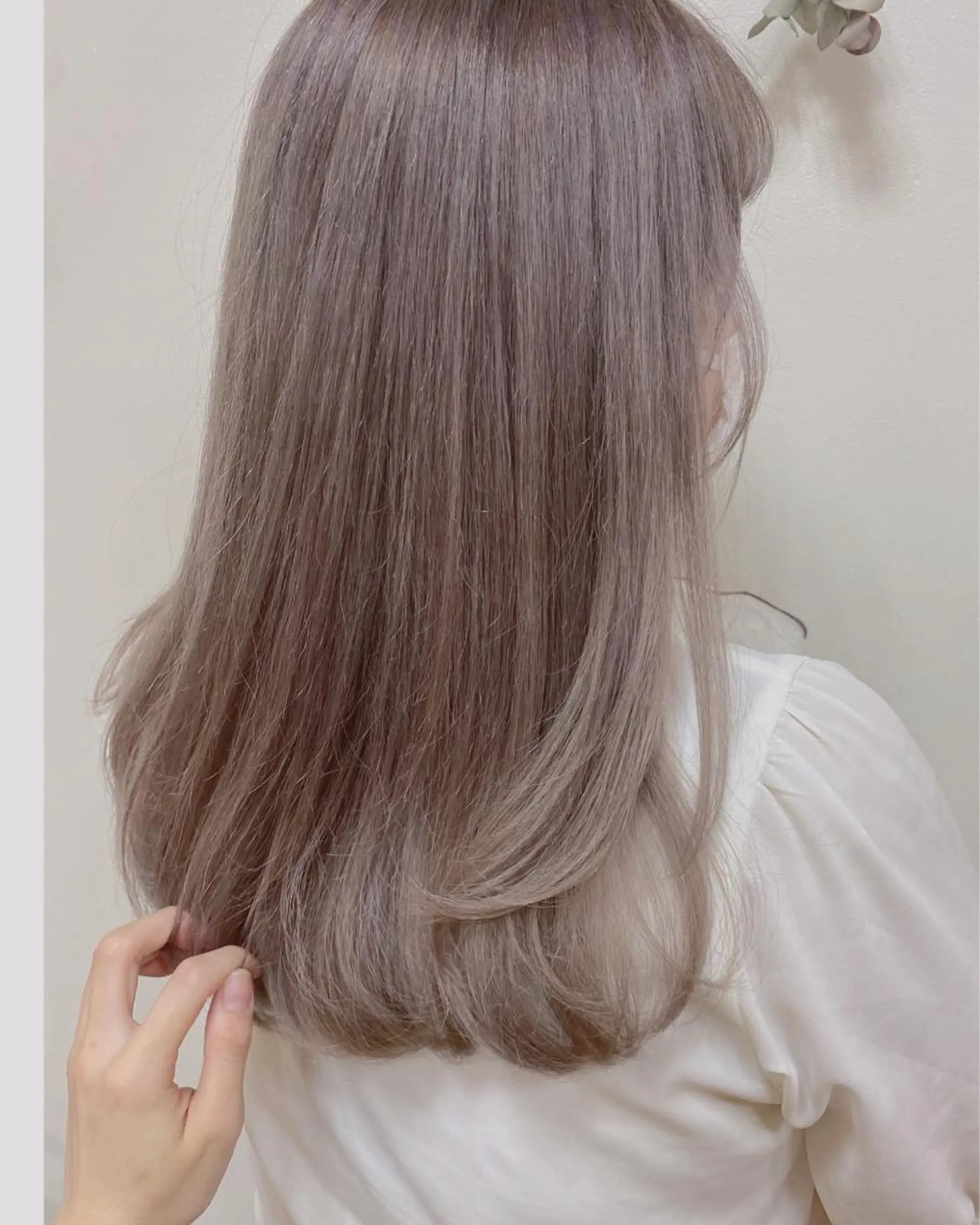 セミロング 韓国ヘア 🤍中西麻友🤍のヘアスタイル