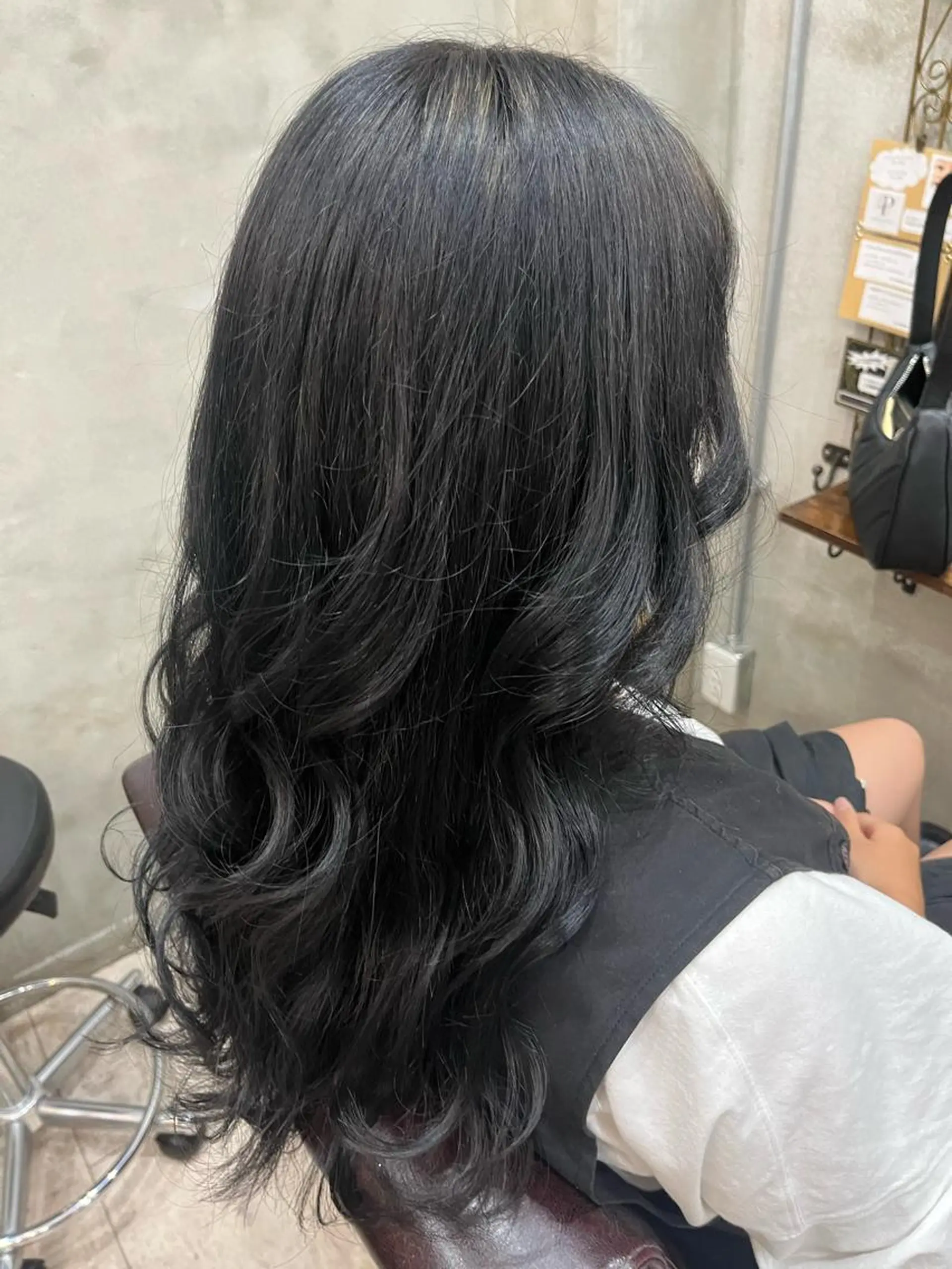 ロング カラー 艶髪/ハイトーン/ ヘアセット/モエノのヘアスタイル