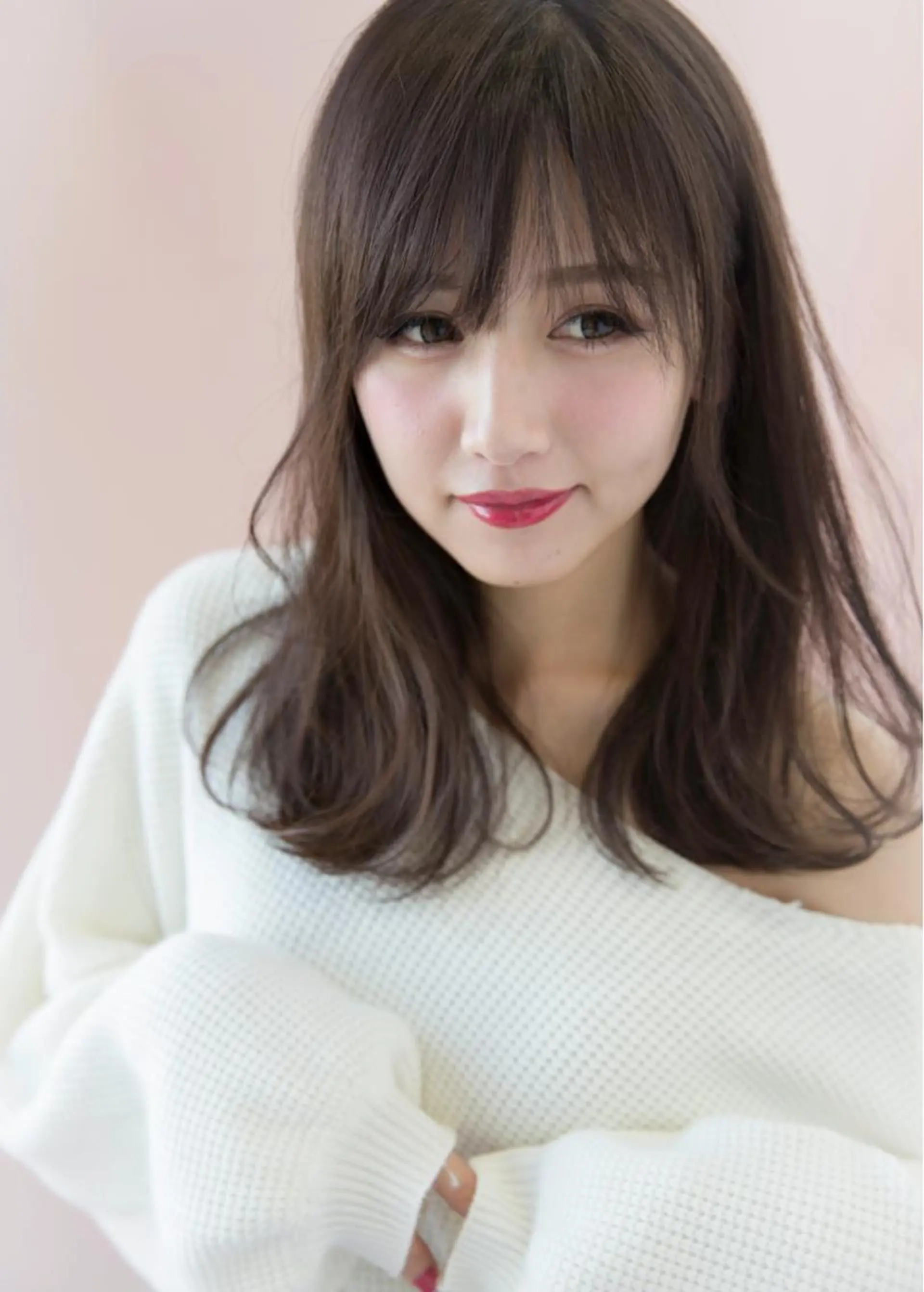 ミディアム カラー アッシュ ベージュカラー ダブルカラー グレージュ トリートメント 安田 さやかのヘアスタイル