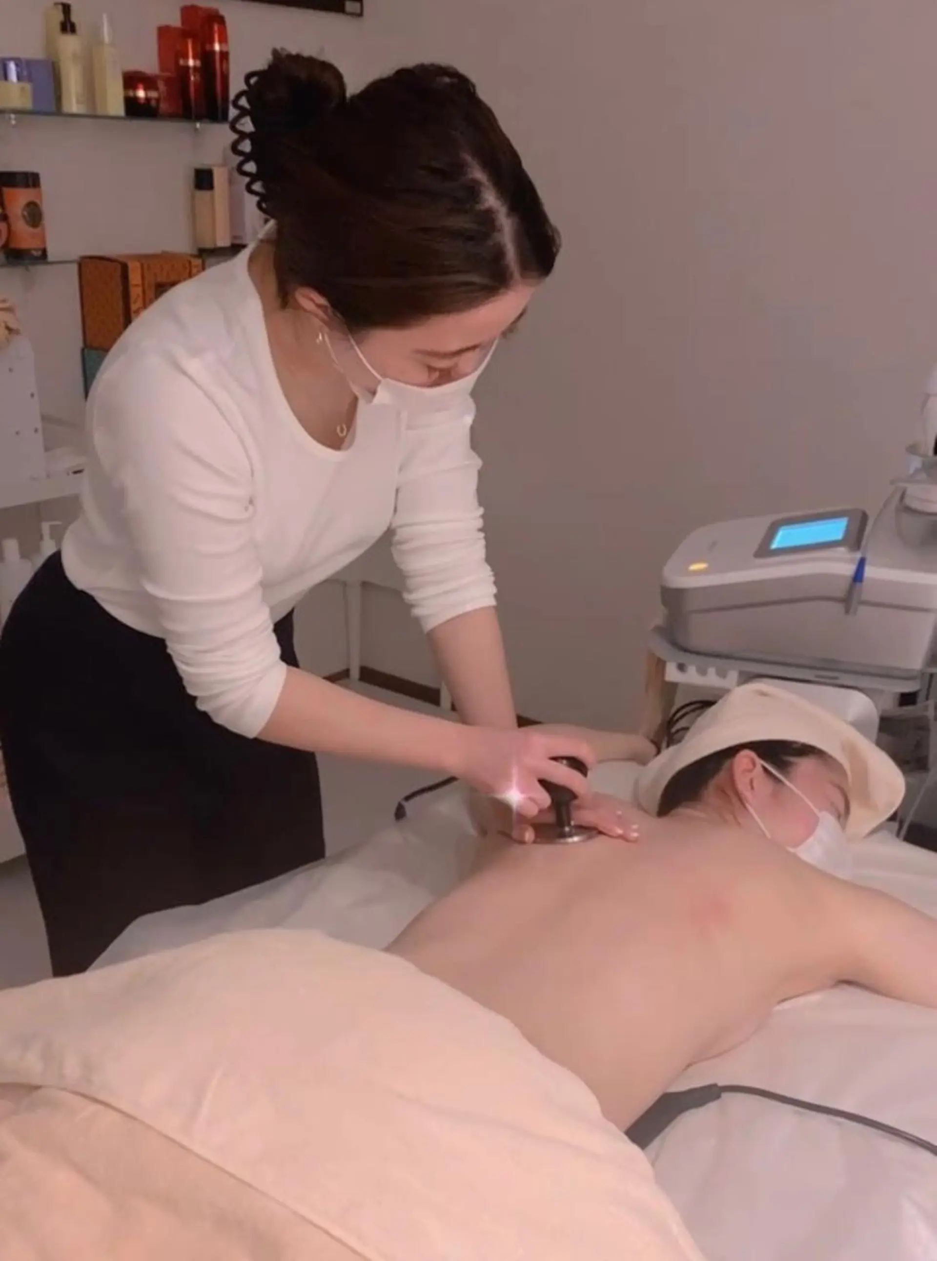 セミロング カラー パーマ ヘアアレンジ メンズ キッズ ネイル マツエク・マツパ アイブロウ エステ リラク Lune’as Spa 南青山🫧のエステ・リラクイメージ