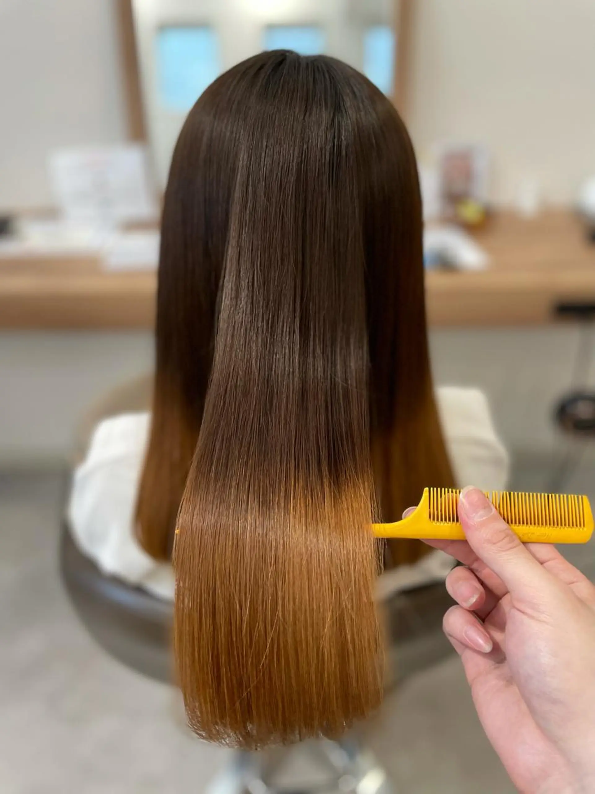 セミロング stellae by INFINI（アンフィニー）所属・星 翔のヘアスタイル