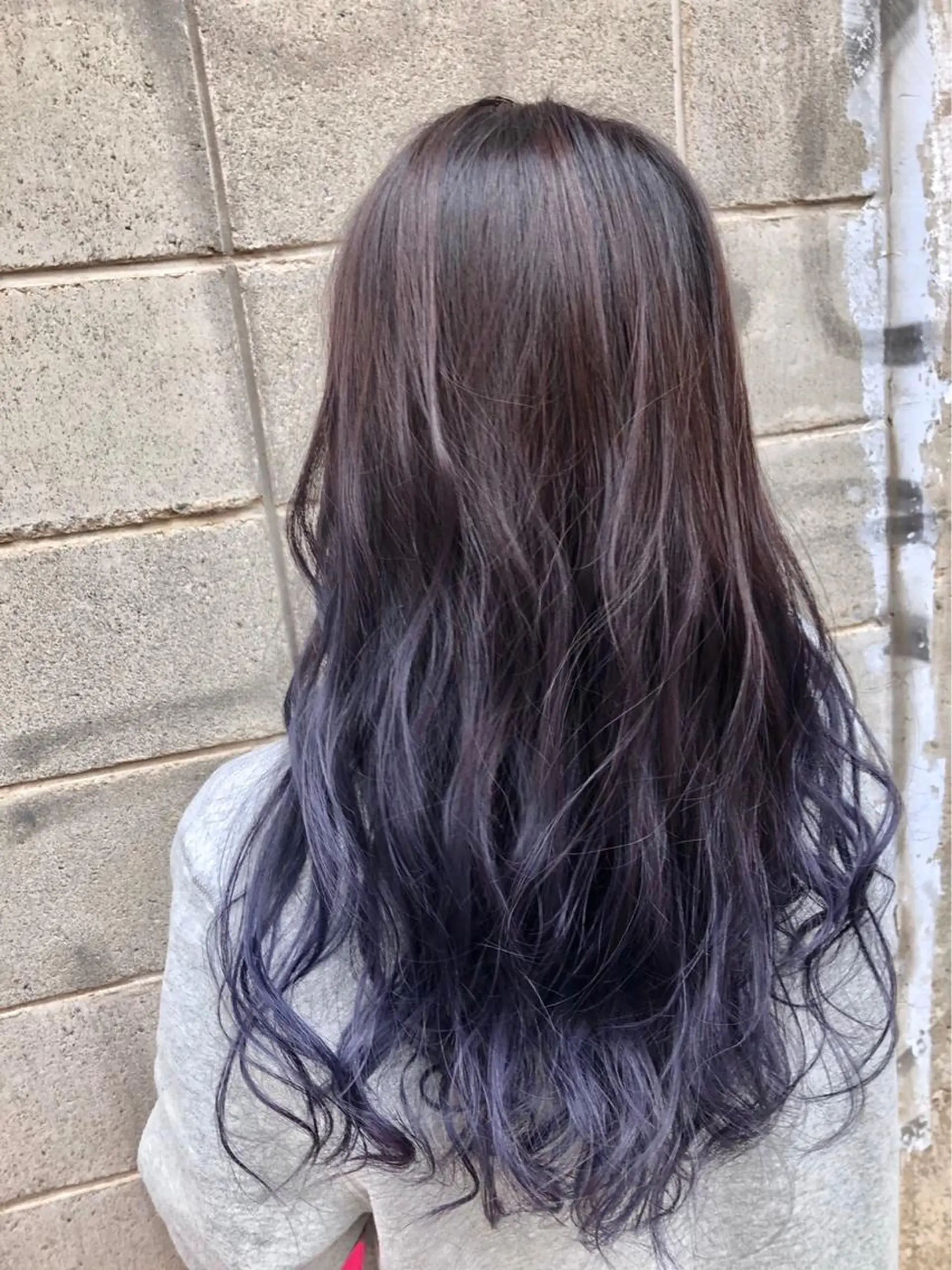 カラー ライブトレア YOSHIKIのヘアスタイル