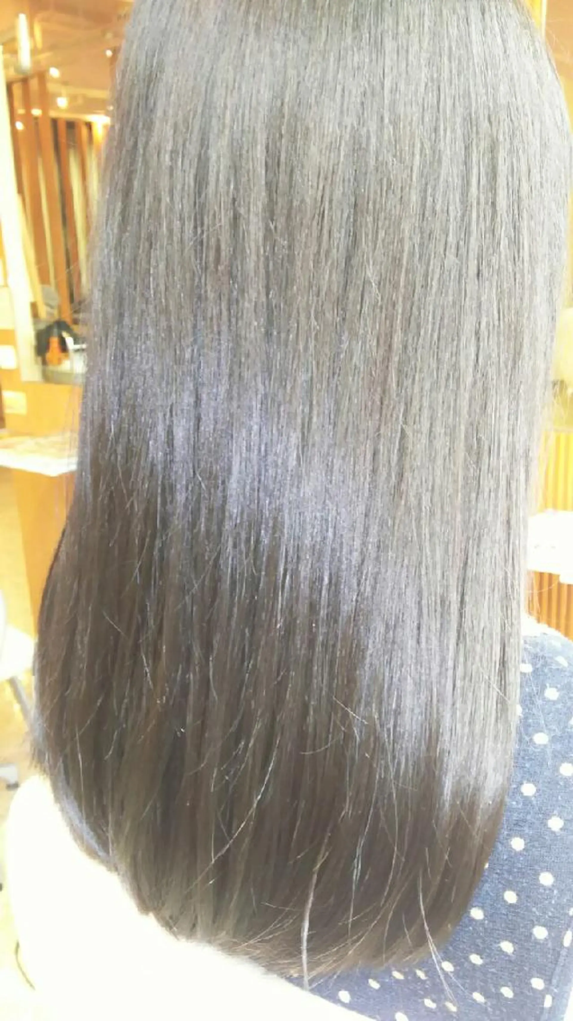 ミディアム レイヤーカット トリートメント 脇田 雄大のヘアスタイル