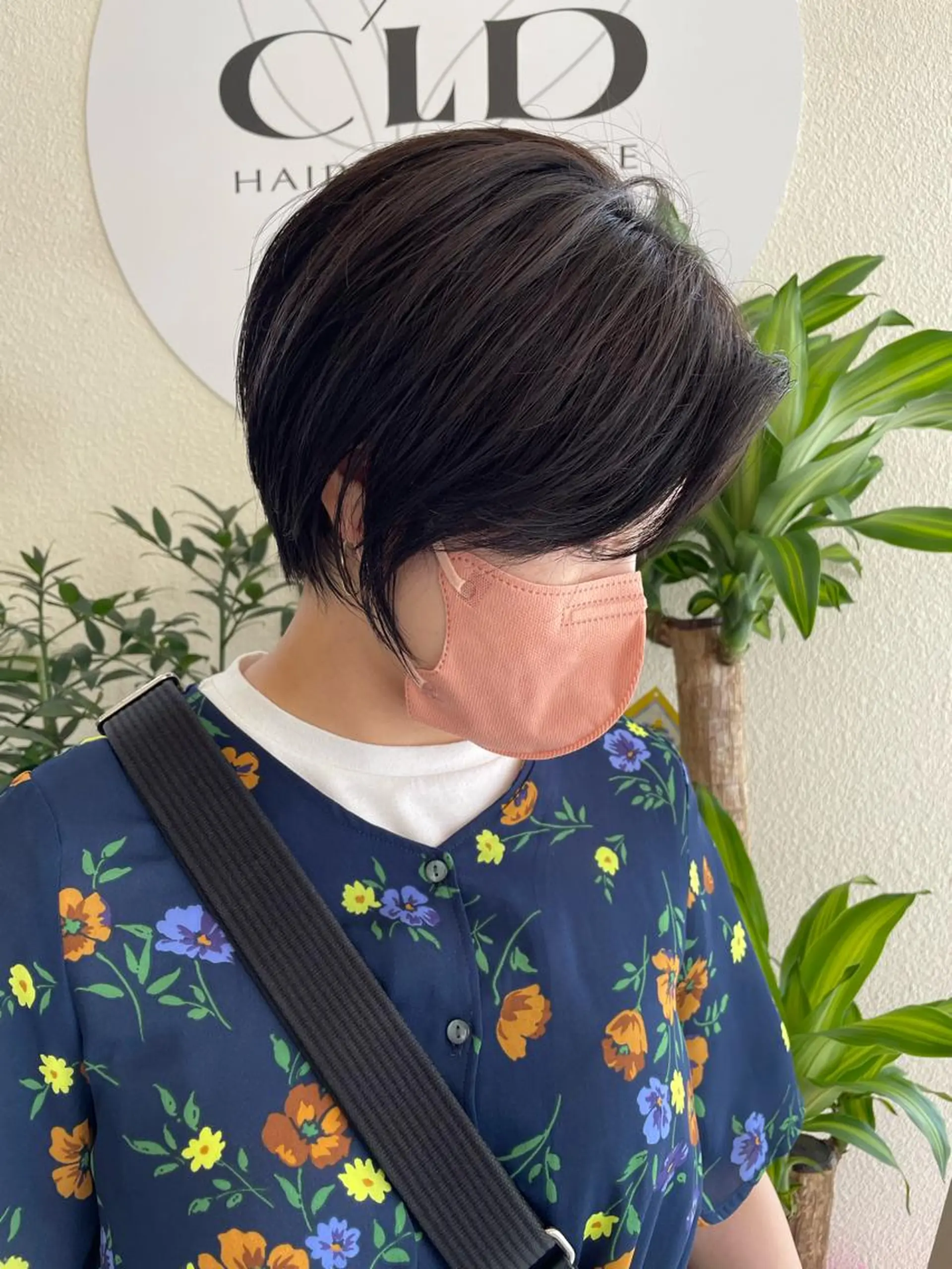 ショート 切りっぱなしボブ ショートボブ 丸みショート ミストバング ボブ モテ髪/ボブ/ショー ト/アダチフウトのヘアスタイル