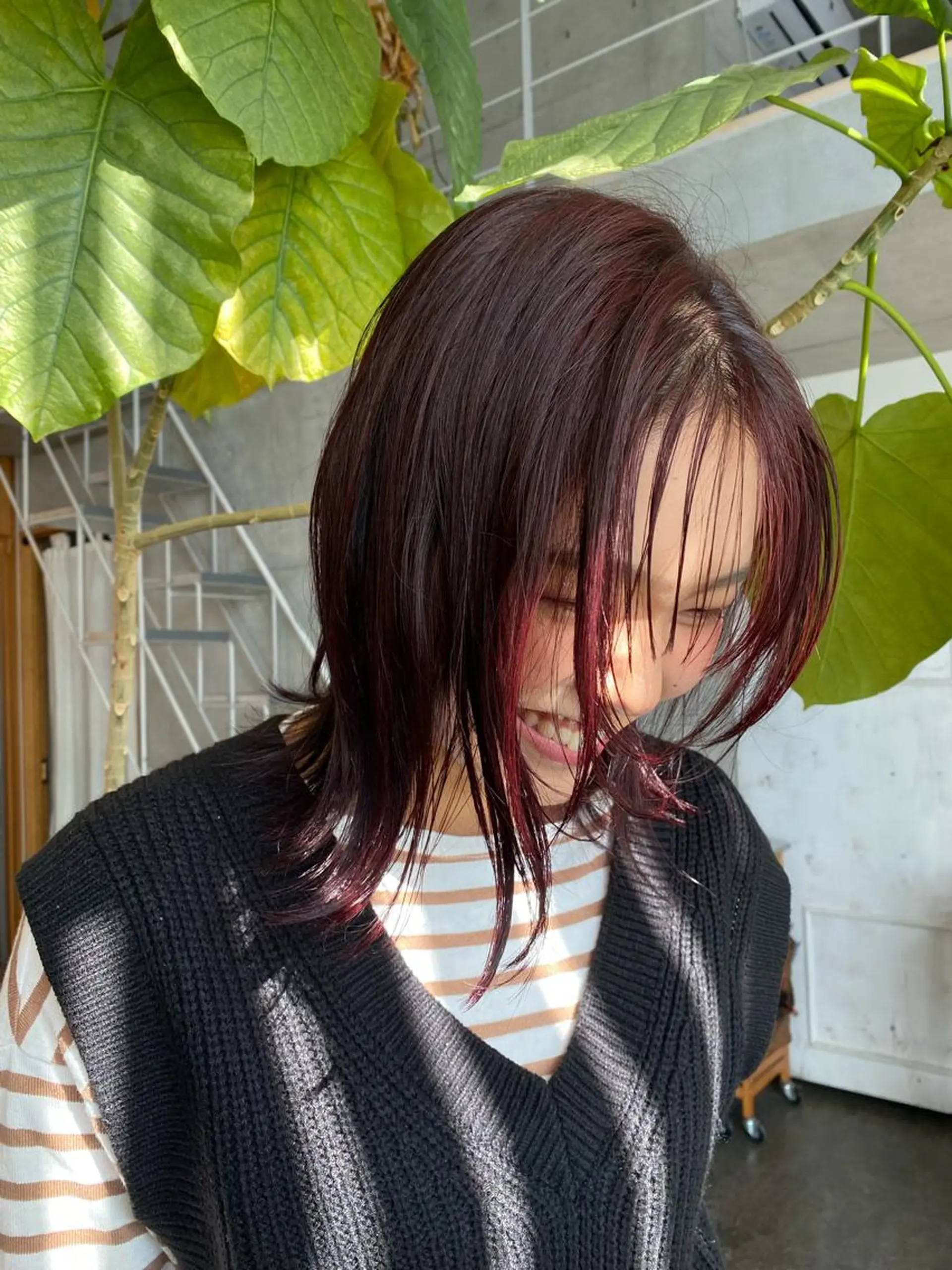 ミディアム カラー パーマ ヘアアレンジ メンズ キッズ ネイル マツエク・マツパ モリモト サナのヘアスタイル