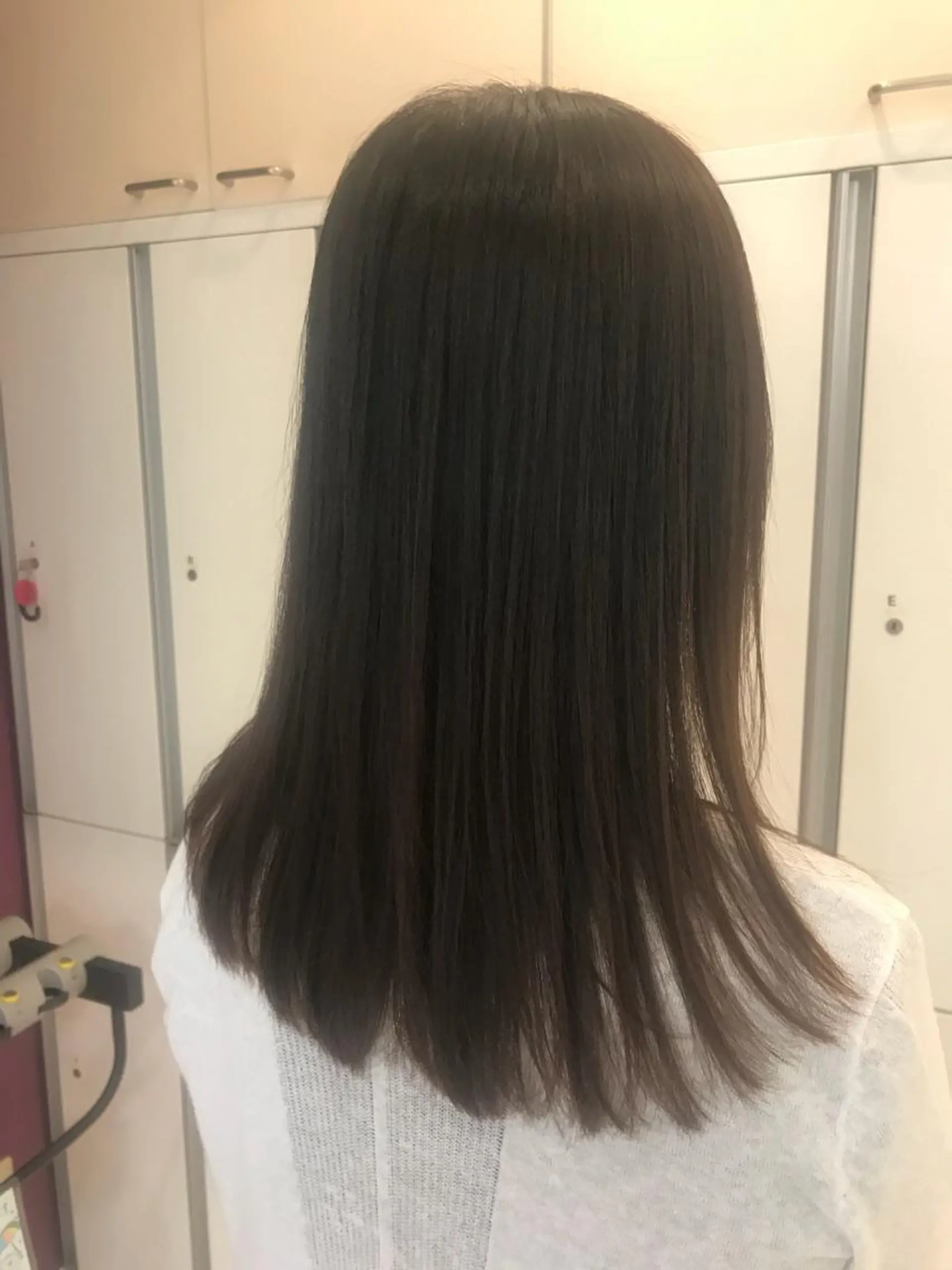 セミロング 艶髪✨髪質改善カラー 楠本浩子のヘアスタイル