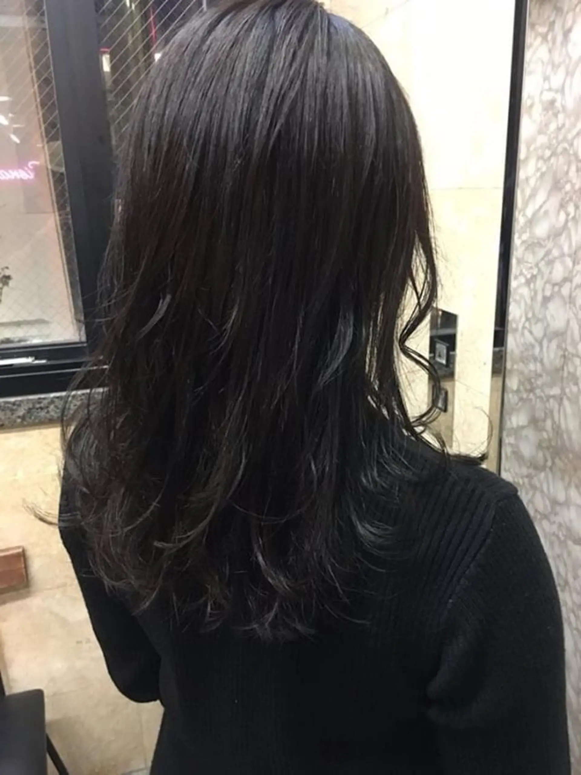 ミディアム カラー パーマ ヘアアレンジ メンズ グレージュ カット ヘアカラー トリートメント TOMO GEEKS代表のヘアスタイル