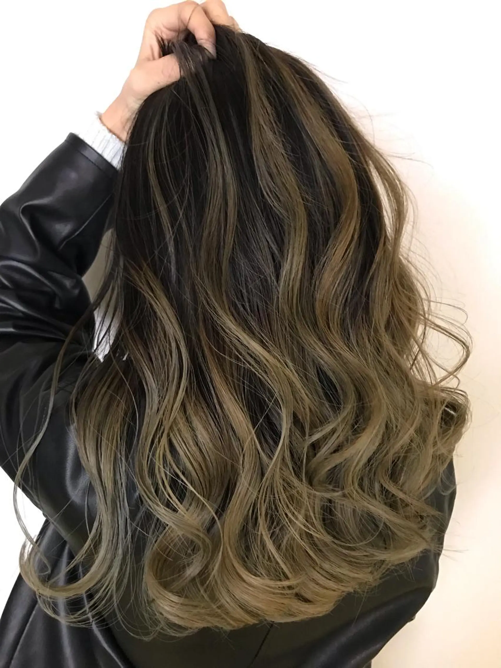ロング 藤中 隆悟のヘアスタイル