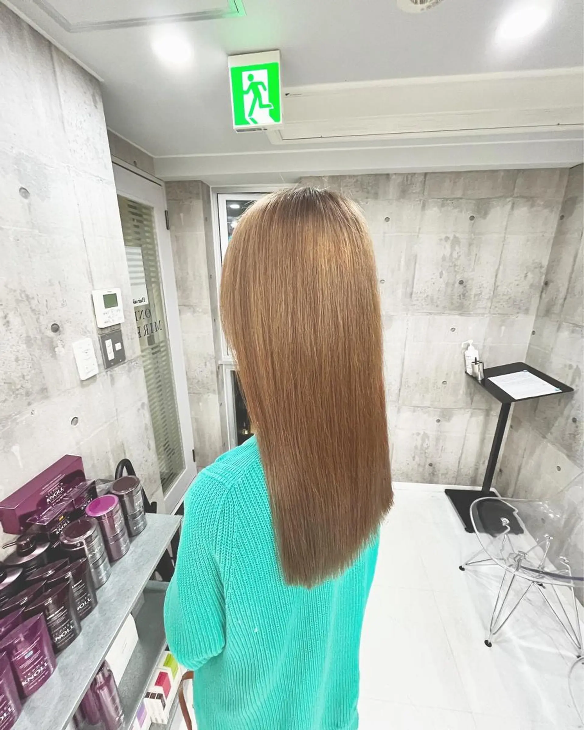 セミロング カラー セミロングパーマ アッシュ アッシュグレー アッシュグレージュ バレイヤージュ メンズ/似合わせ/骨 格矯正/真人のヘアスタイル